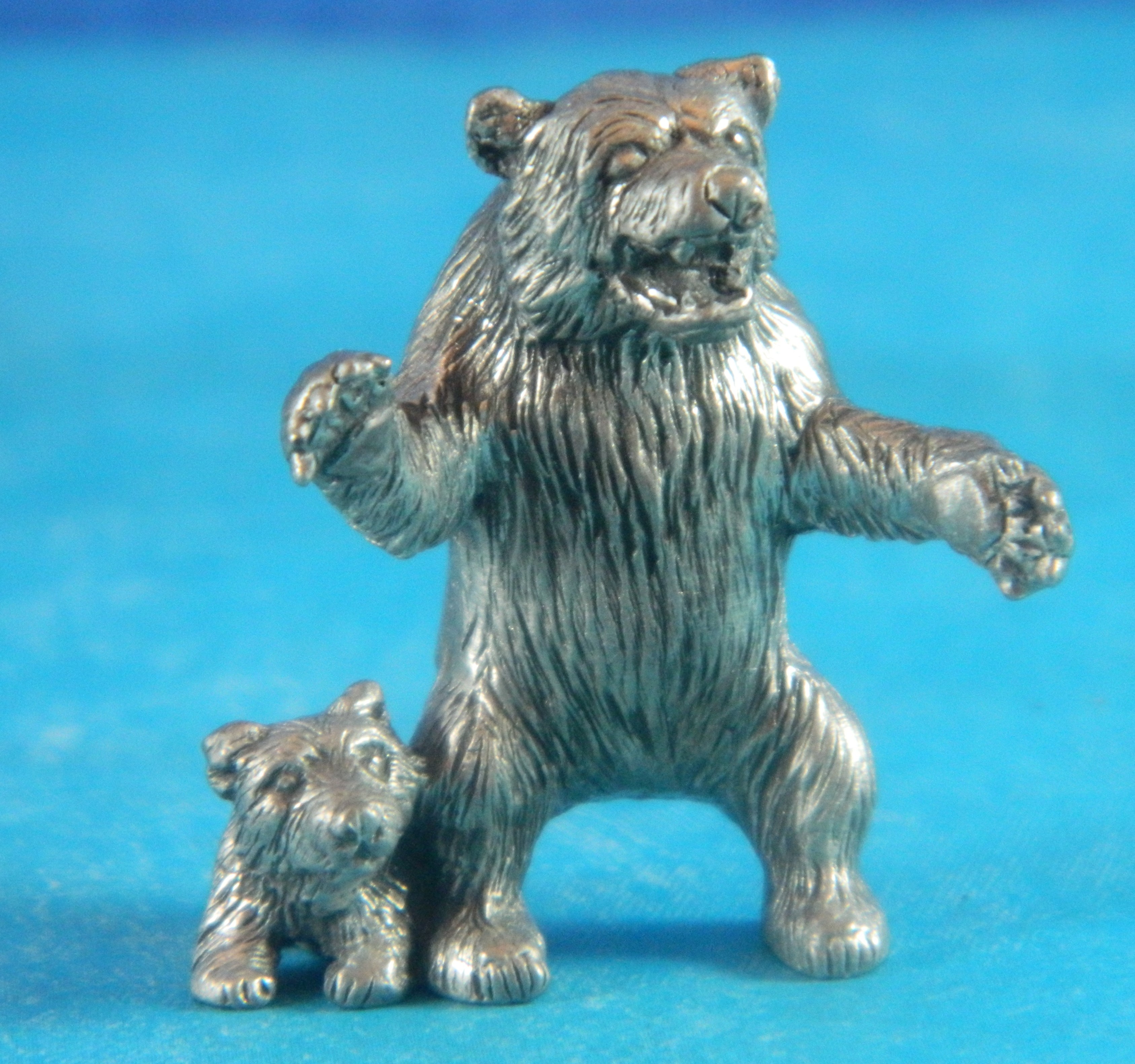 Mom and Baby Bear   Pewter Image Miniature