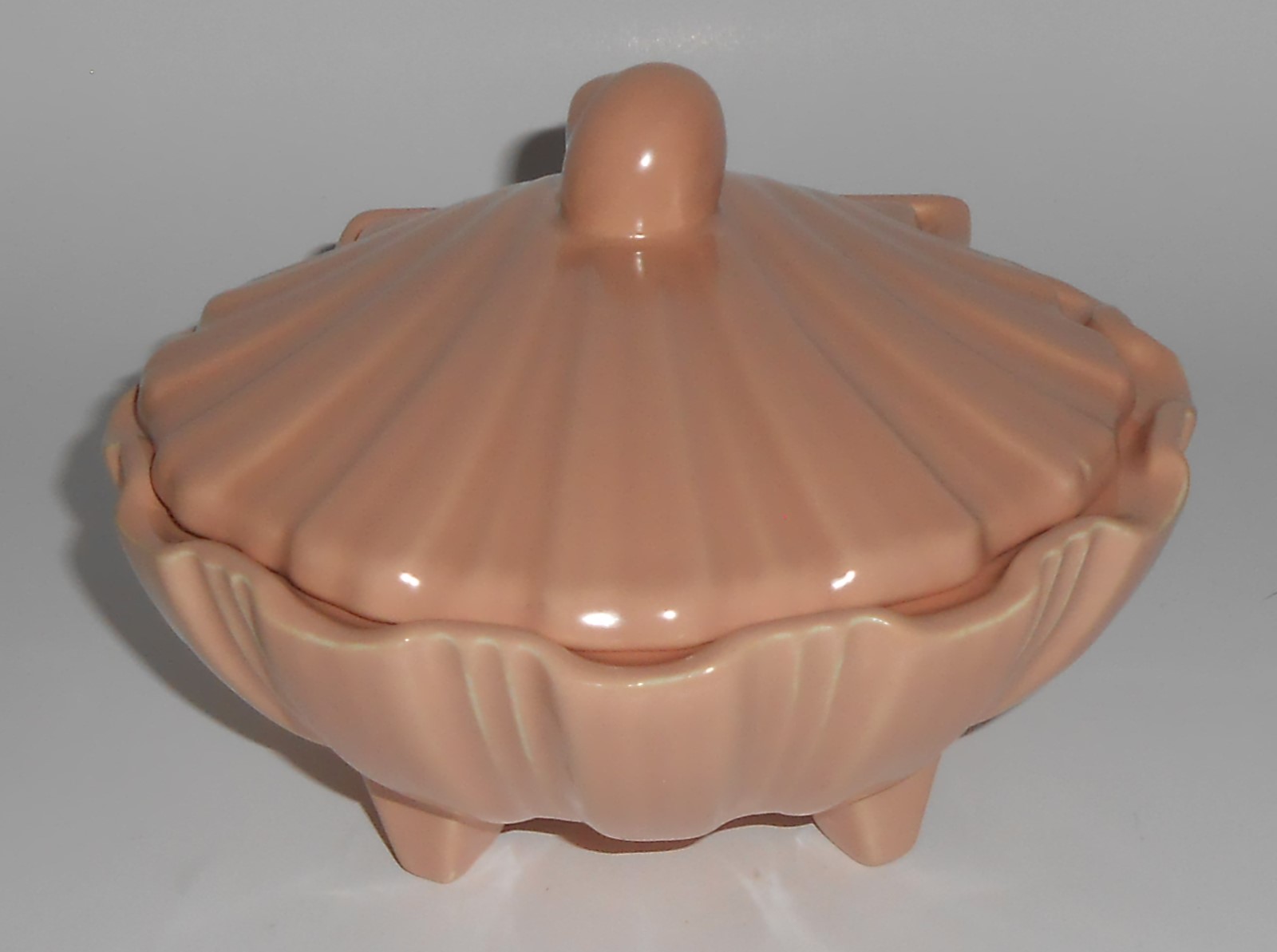 Franciscan Pottery Catalina Rancho Satin Coral Chowder