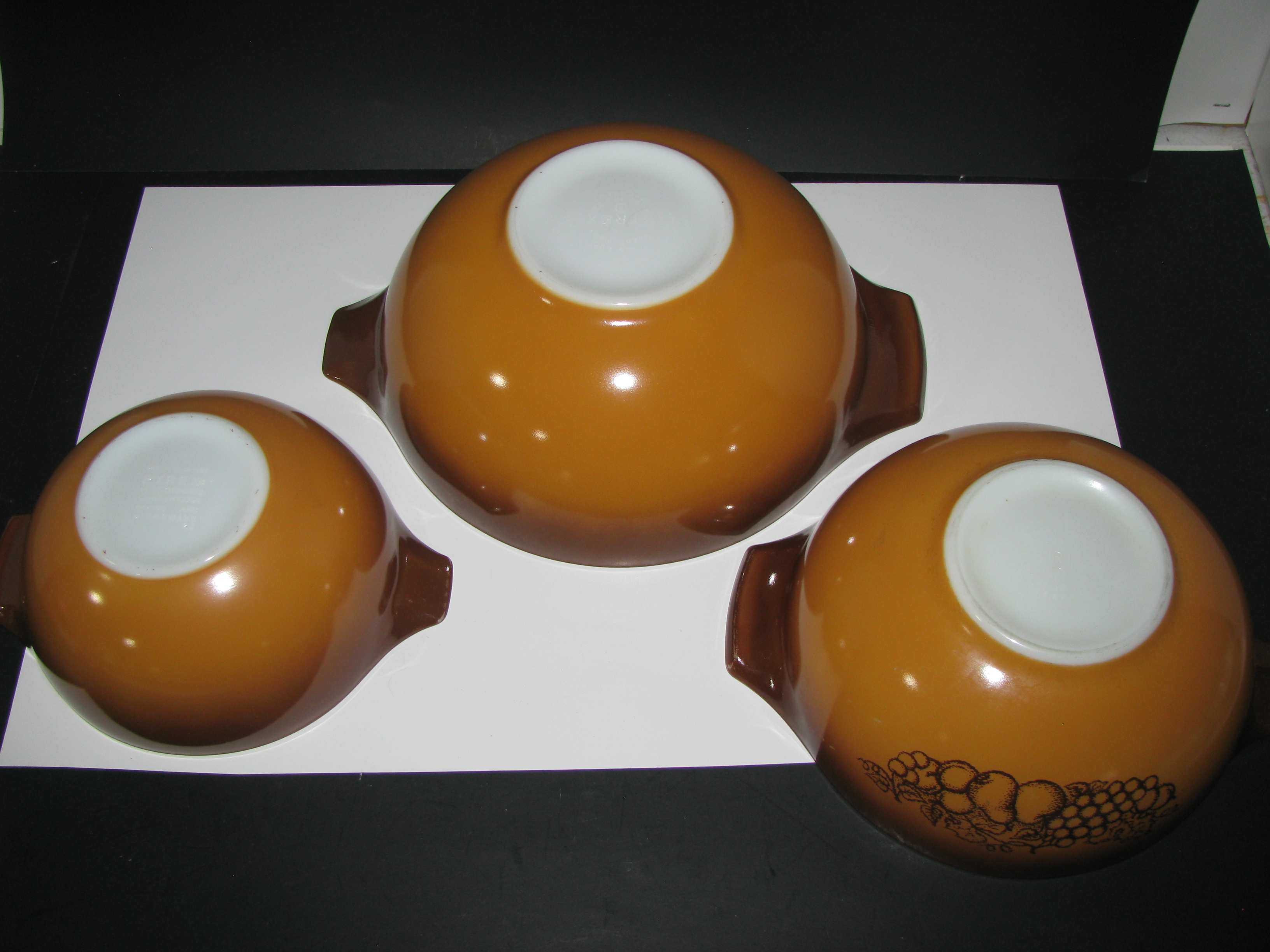 Vintage Pyrex Old Orchard Cinderella Bowls