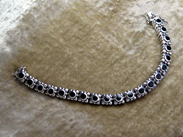 Sterling Silver Black Onyx bracelet Push Clasp
