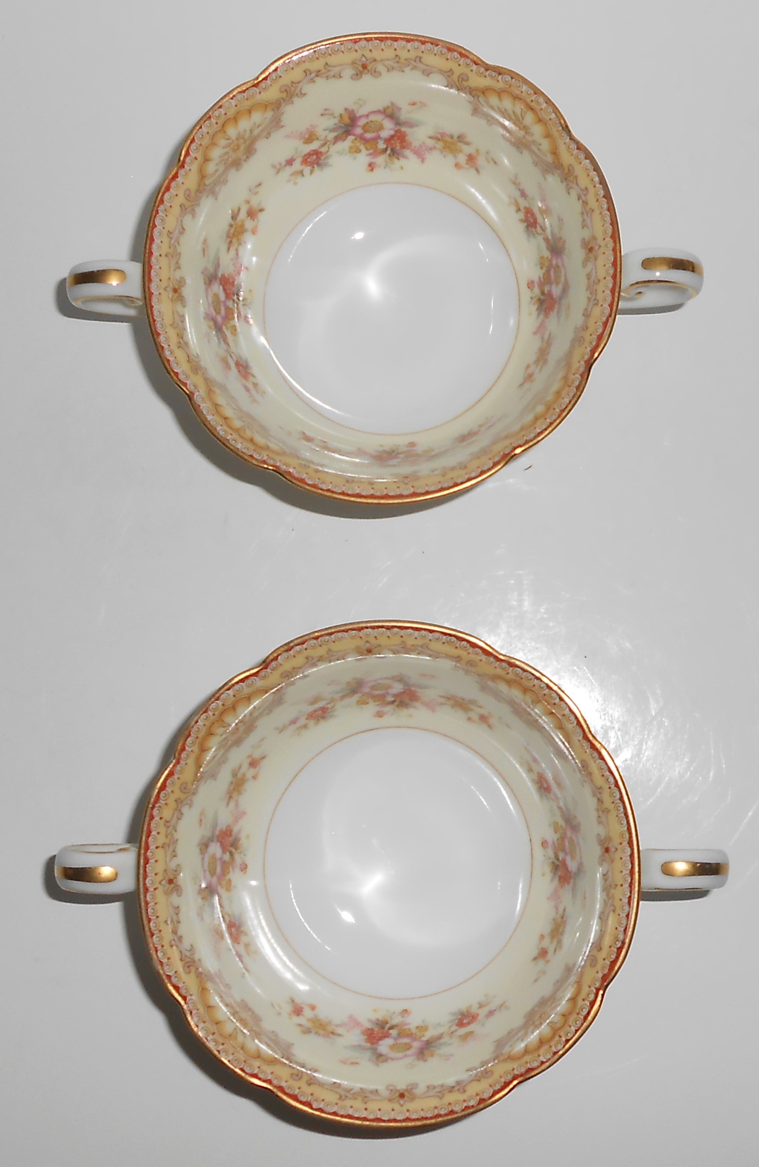 Noritake Porcelain China Pr Moneda Bouillon Soup w/Gold