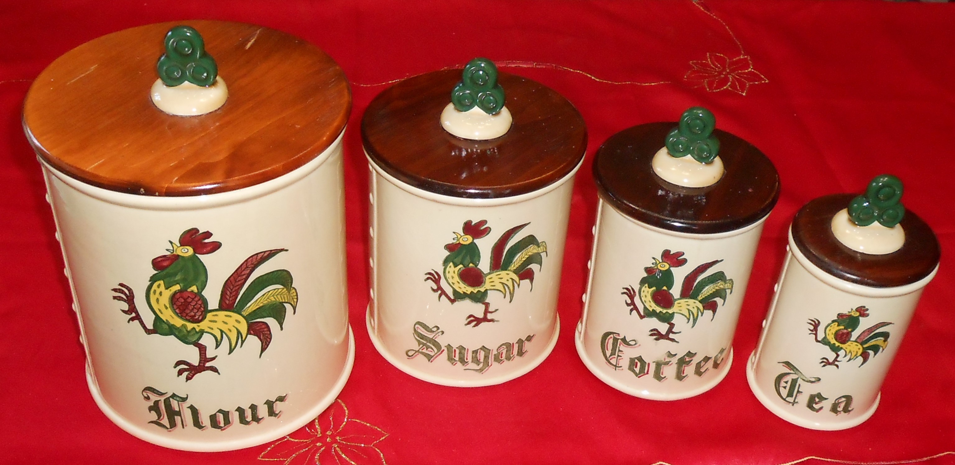 Metlox Pottery Poppy Trail California Provincial Set/4