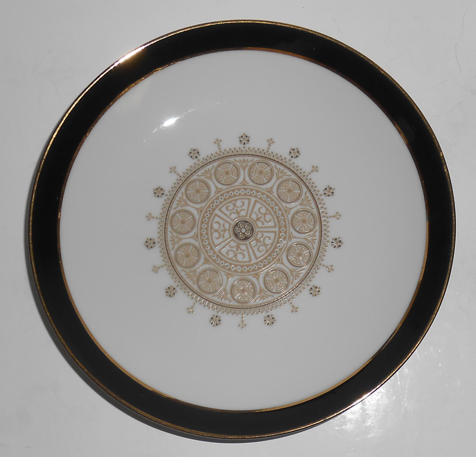 Sears - Fine China Of Japan Porcelain Gold Aquarius Sal