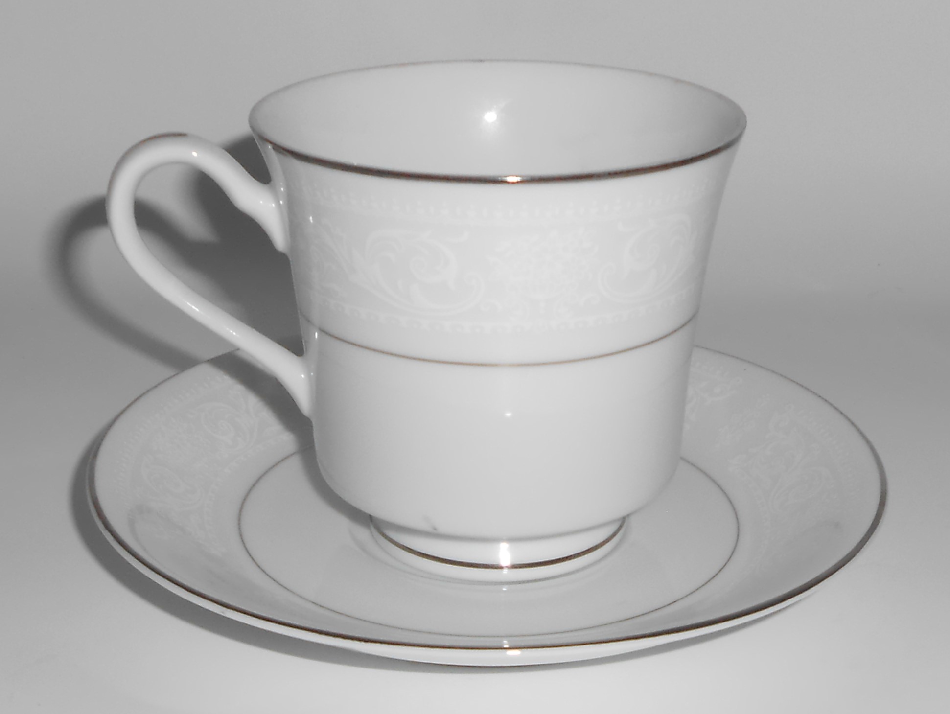 Salem Heritage China Lace Bouquet Platinum Cup & Saucer