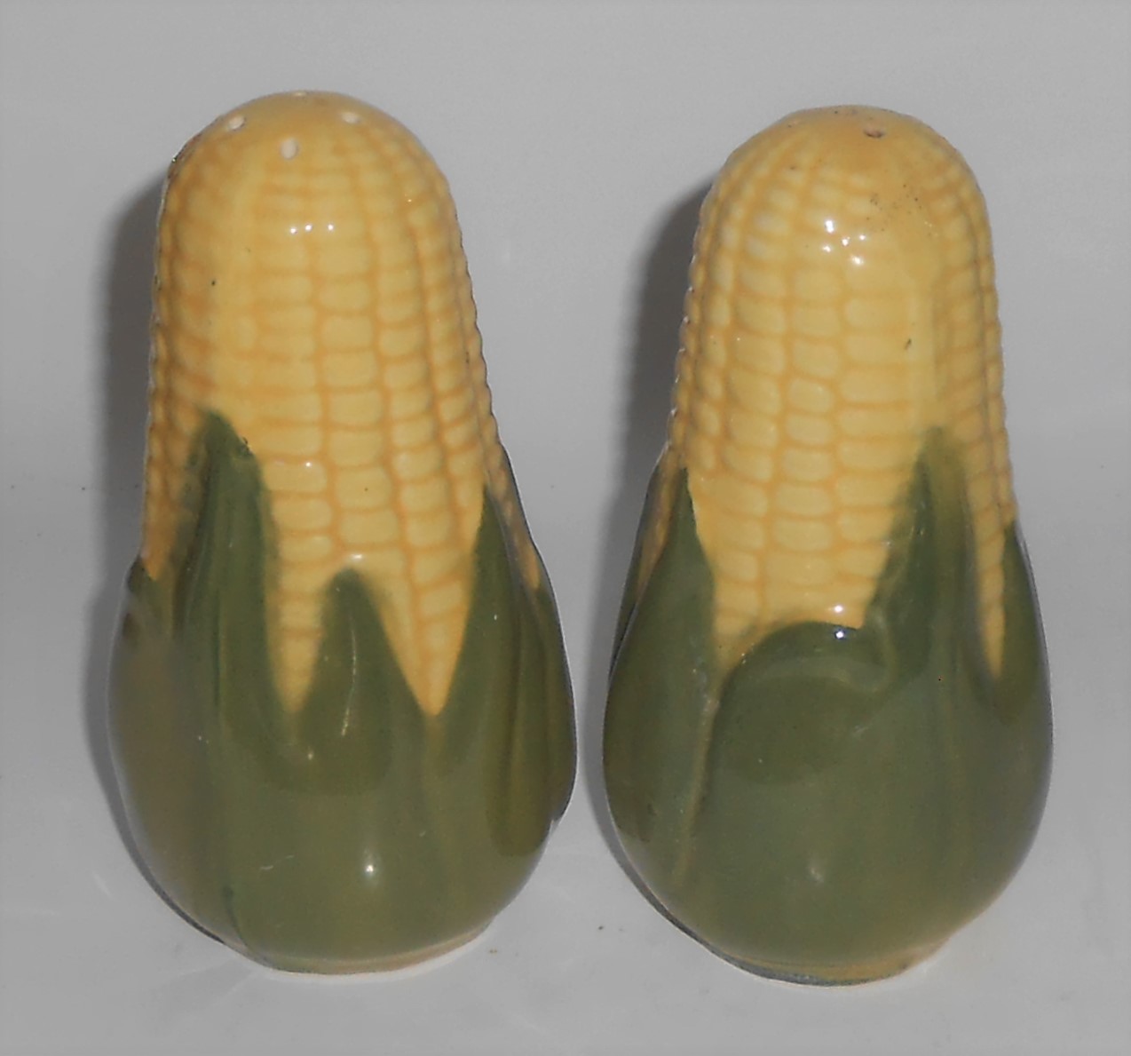 Vintage Shawnee Pottery Corn King Large Shaker Set