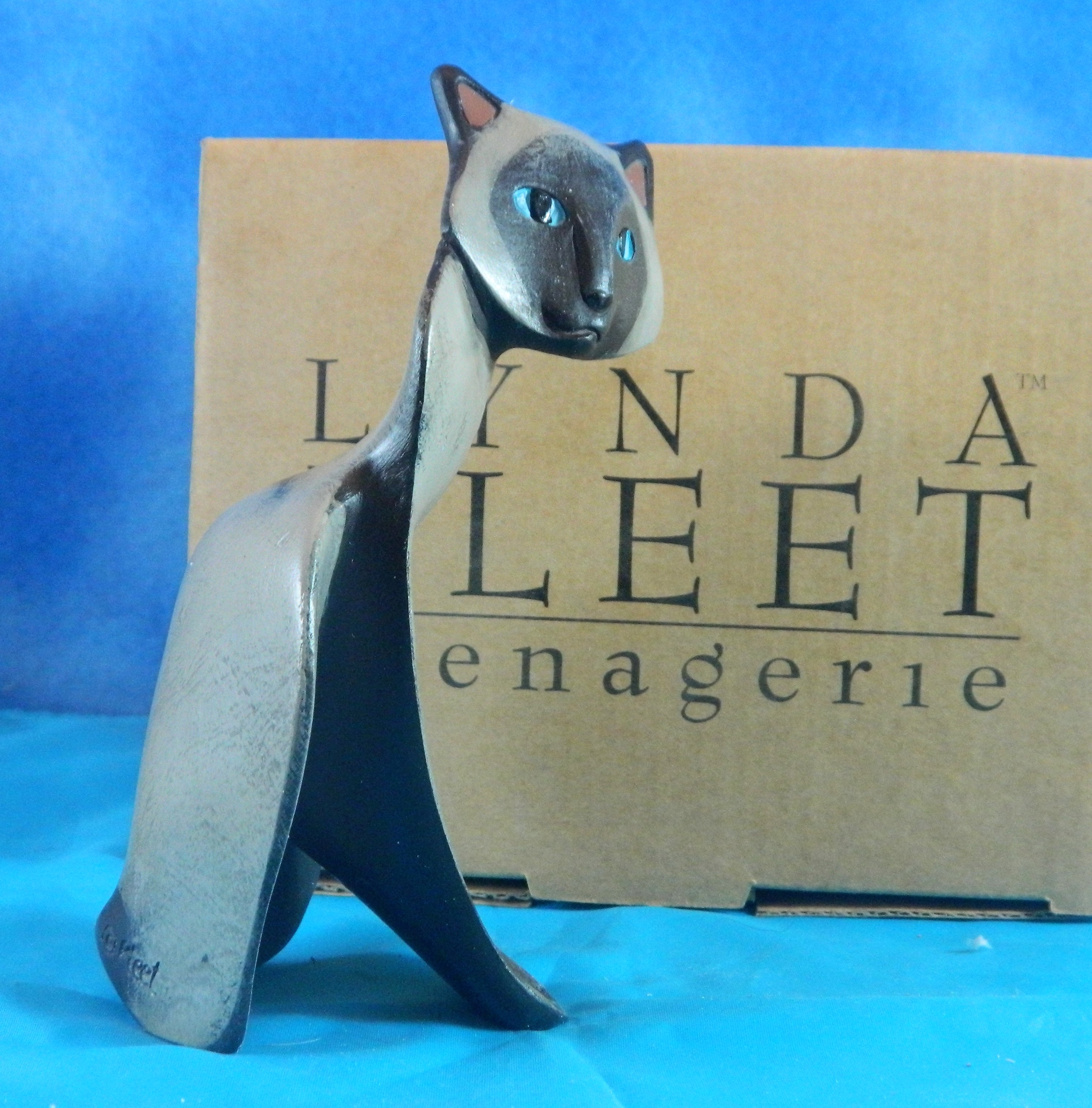 Linda Pleet Menagerie Angular Sitting Siamese Cat