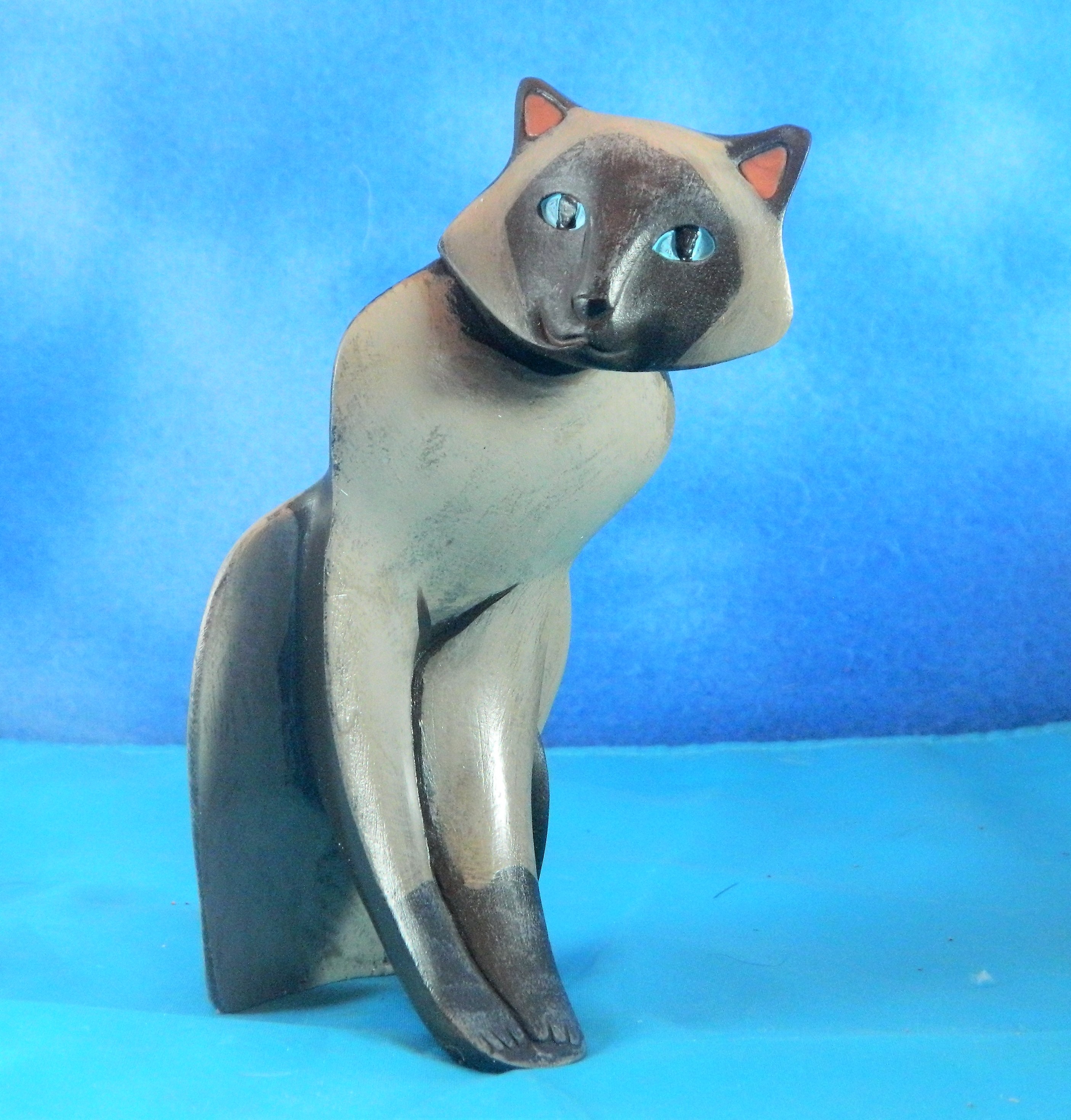 Linda Pleet Menagerie Angular Sitting Siamese Cat