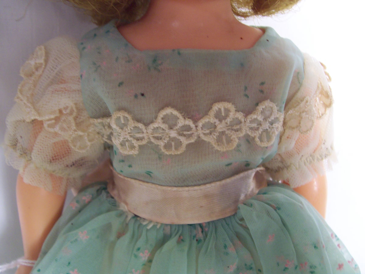 Shirlley  Temple Doll Ideal 12 inch 1957 1958