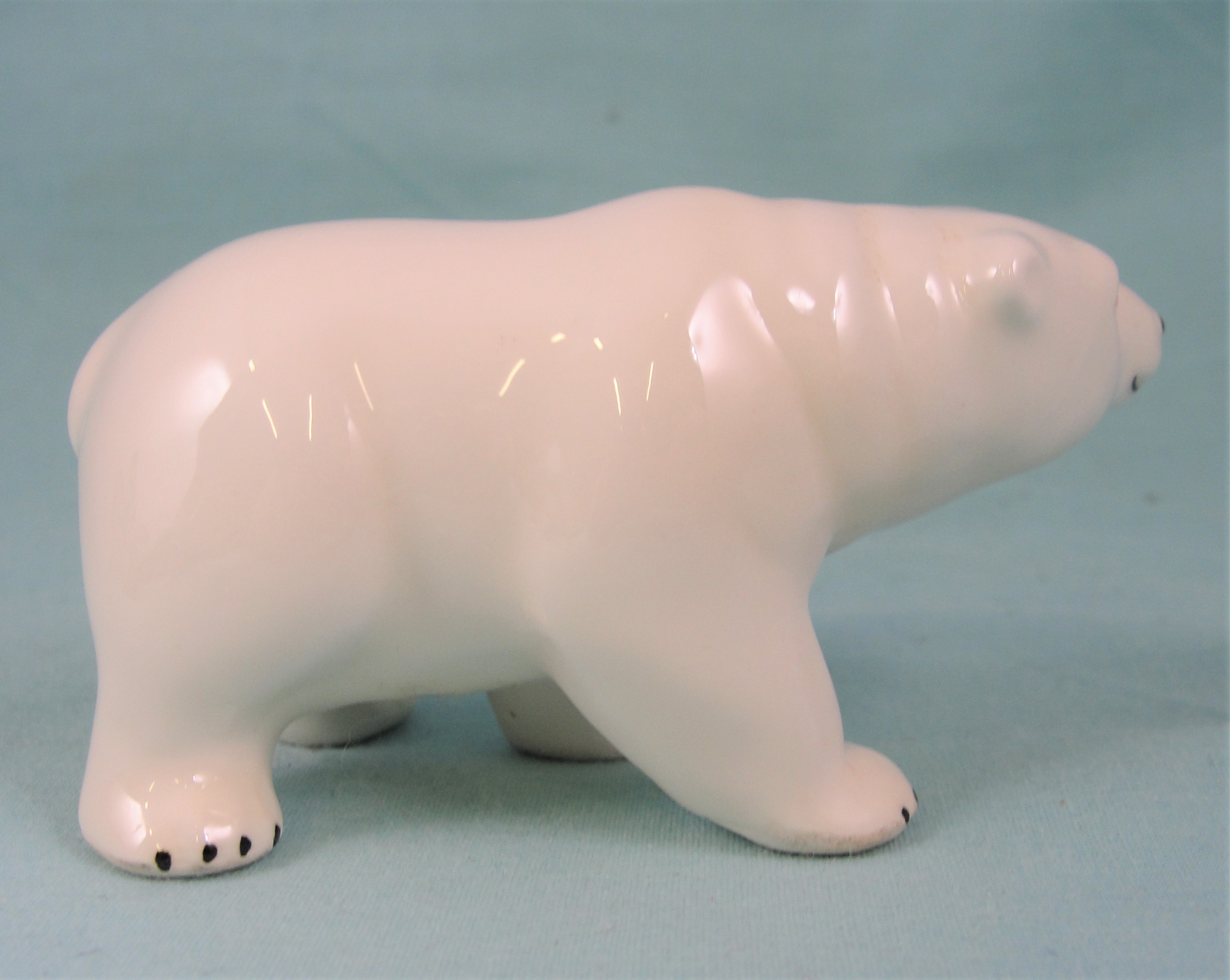 Loza Ceramic Miniature Polar Bear