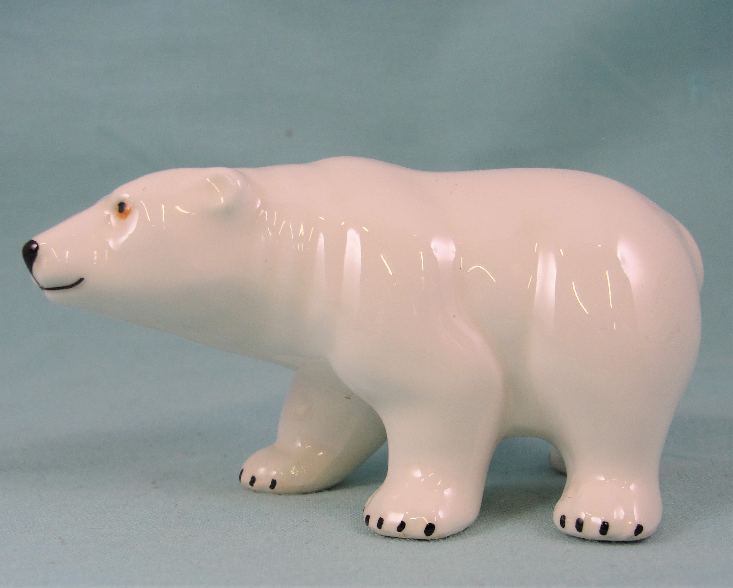 Loza Ceramic Miniature Polar Bear