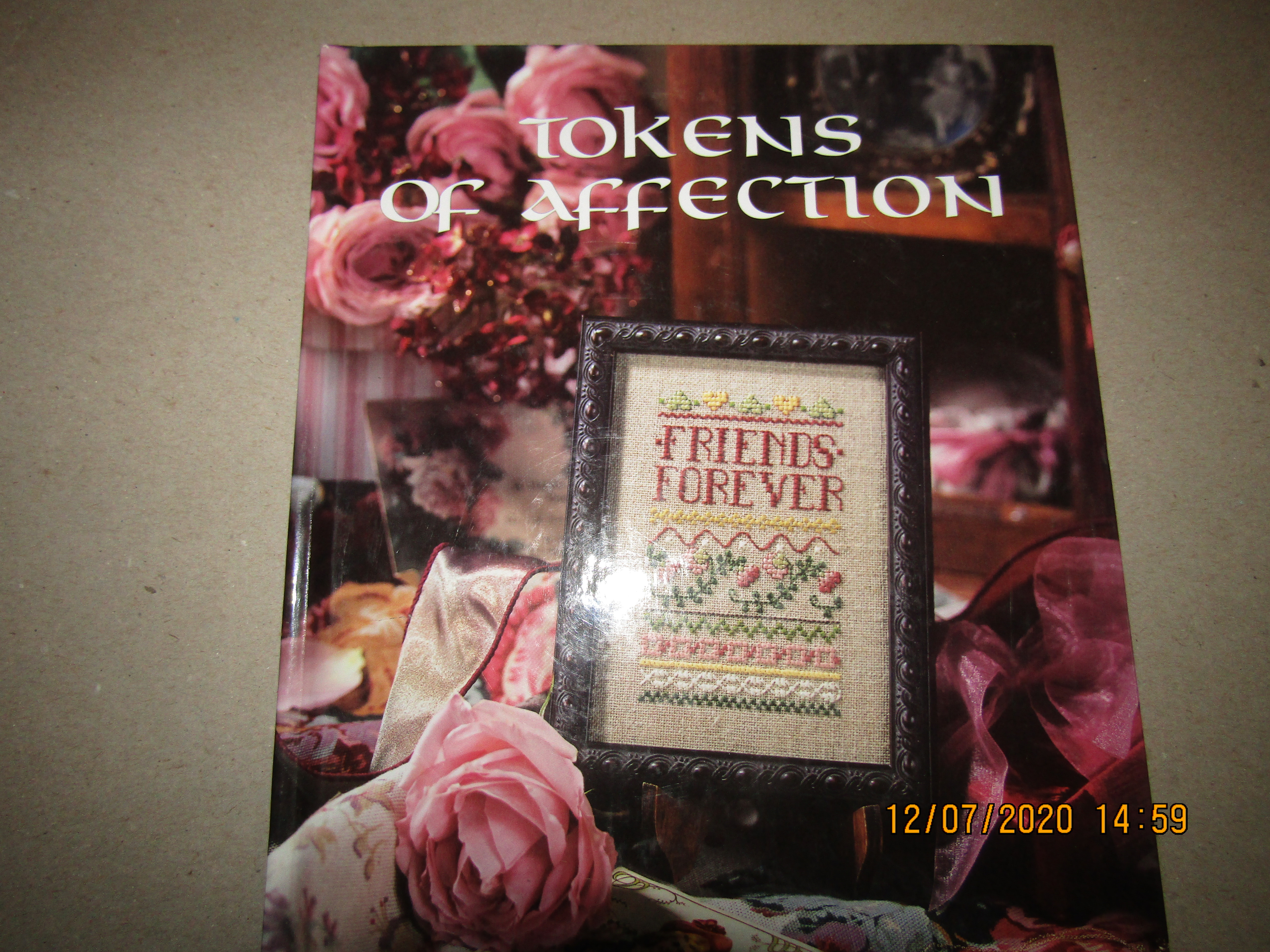 Craft Book Leisure Arts Tokens Of Affections