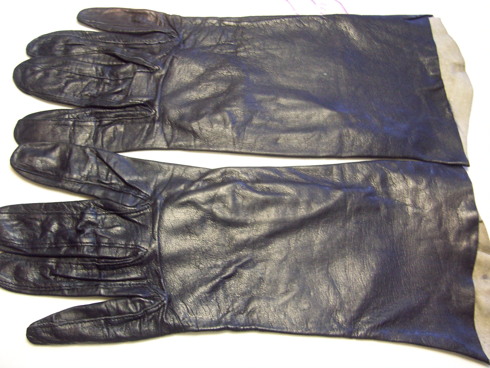Vintage Superb Black Leather Gloves
