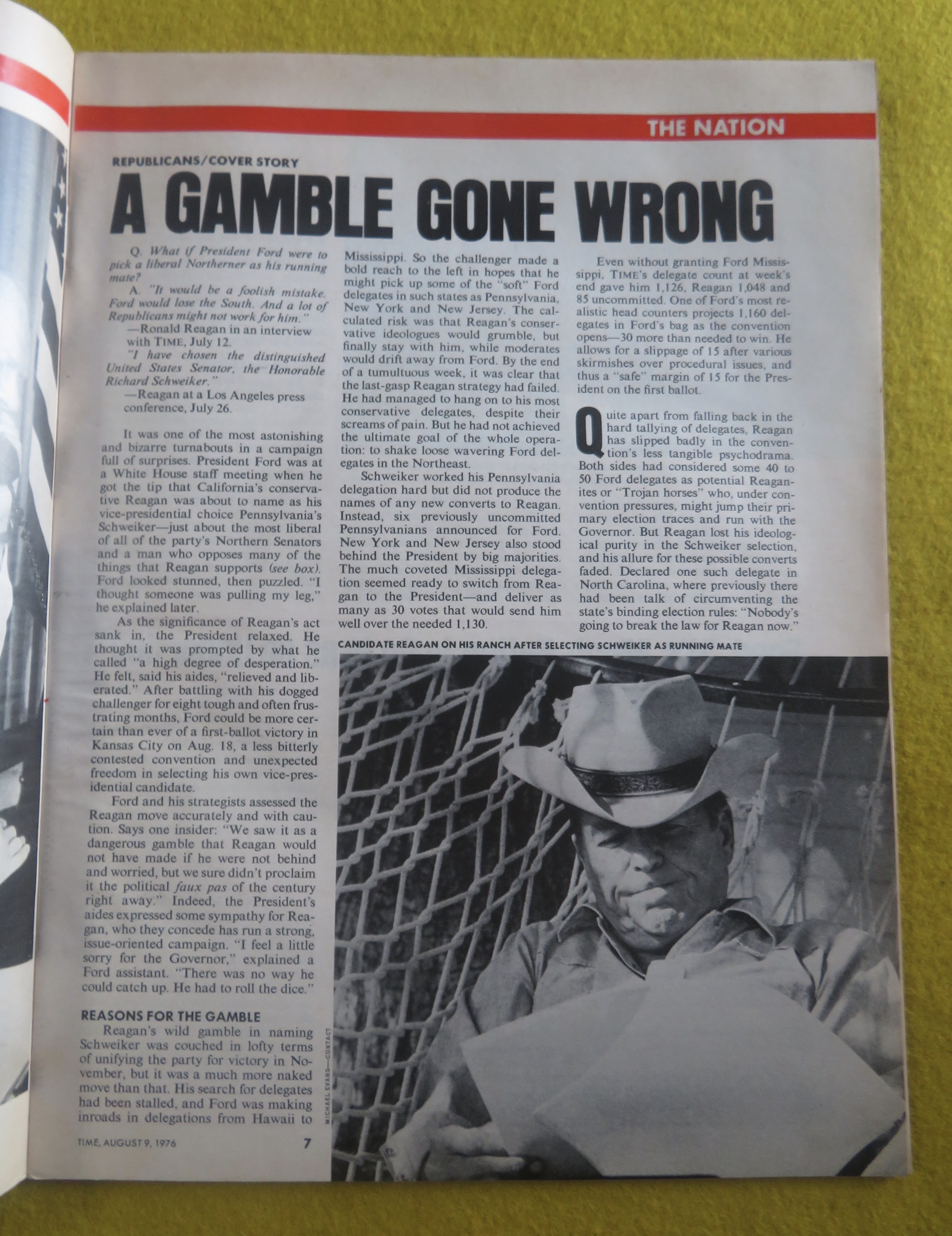 Time Magazine August 9, 1976 Ford Closes In
