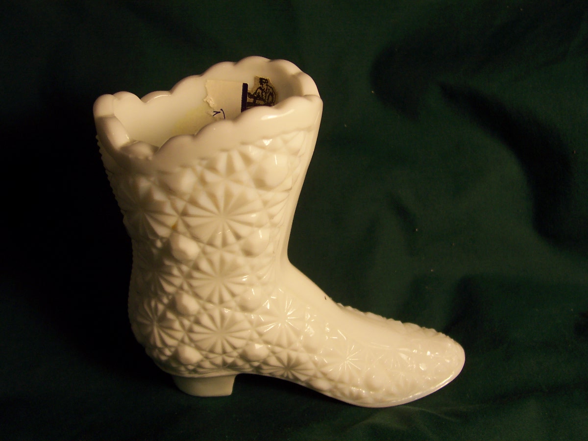 Fenton Art White Glass Boot Button and Daisy