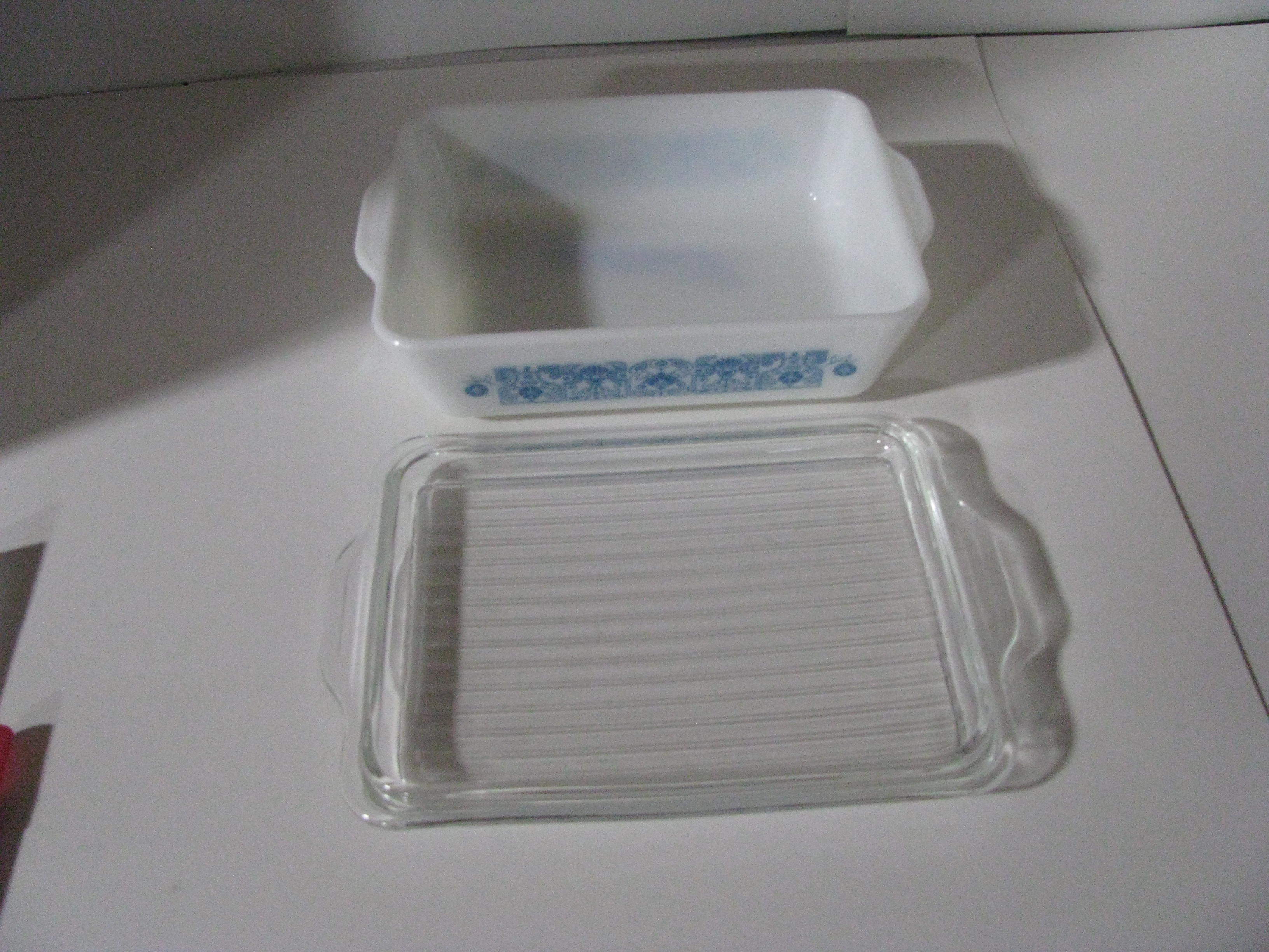 Vintage Pyrex Horizon Blue Refrigerator Dish