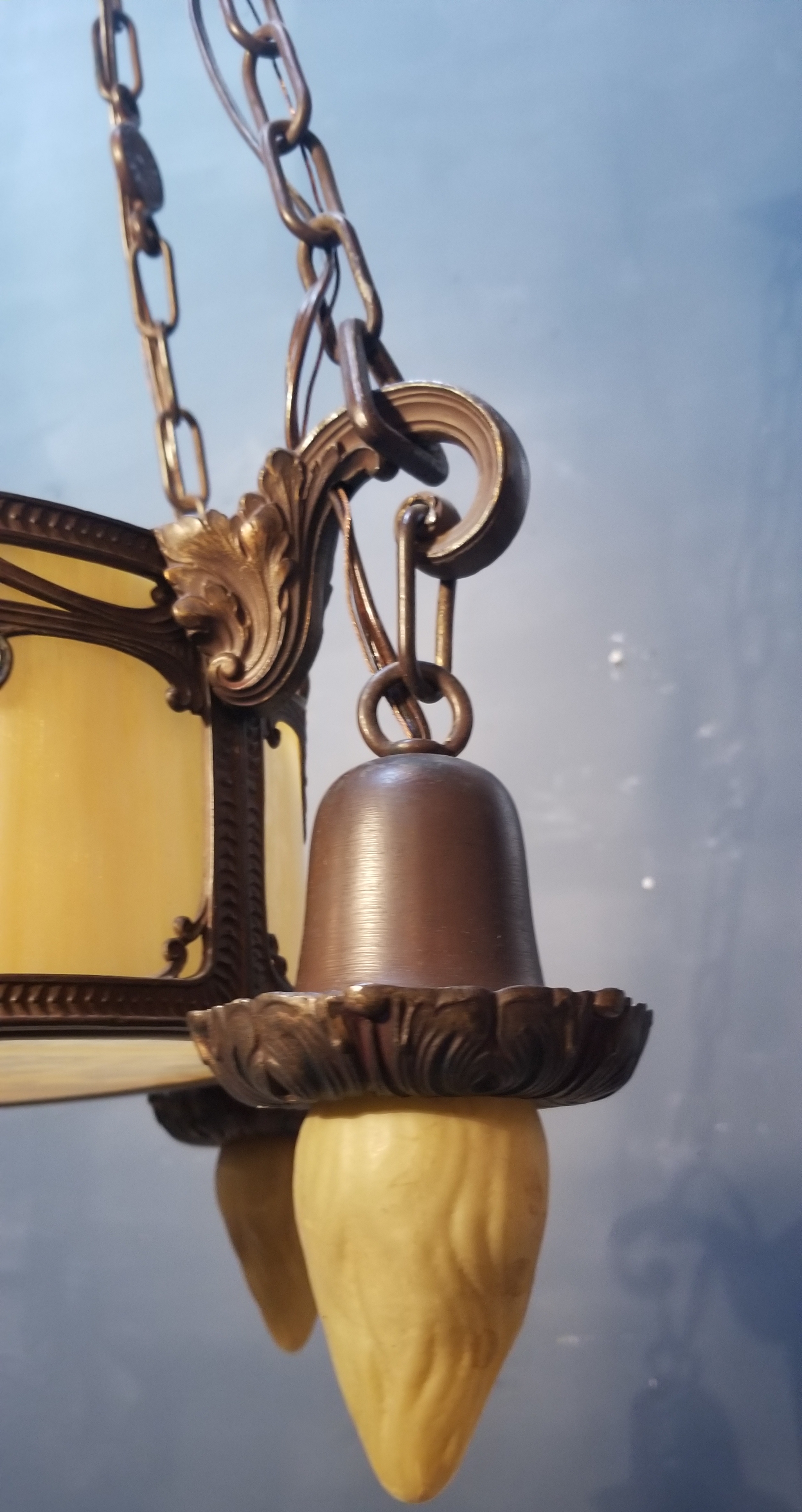 Arts and Crafts pendant light