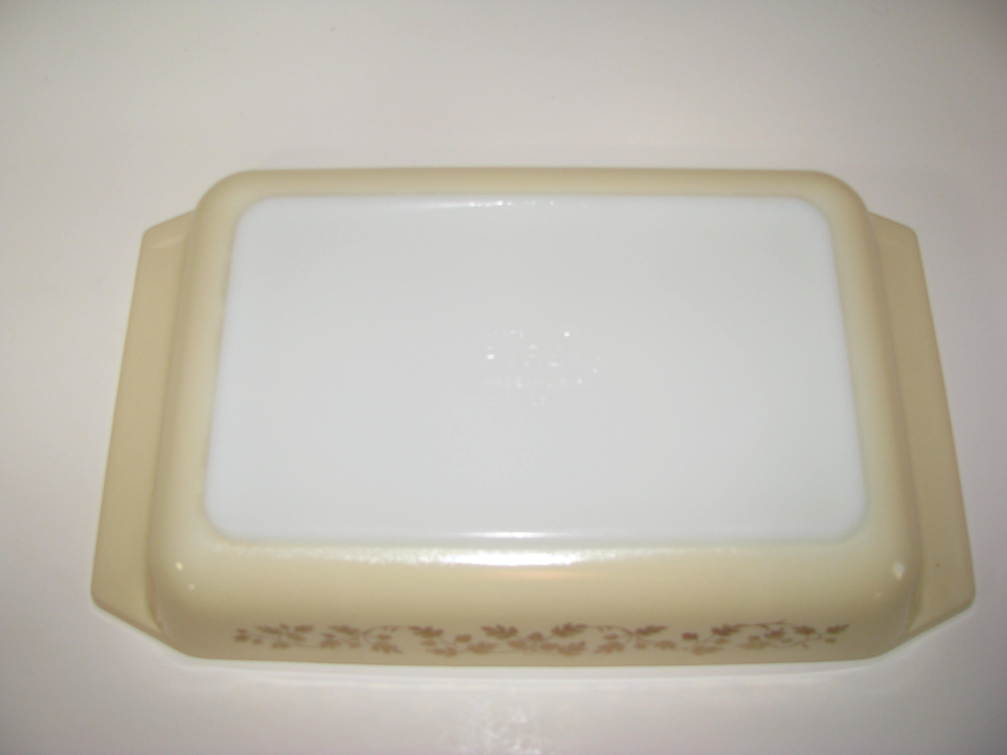 Vintage Pyrex Golden Acorn Oblong Baking Dish