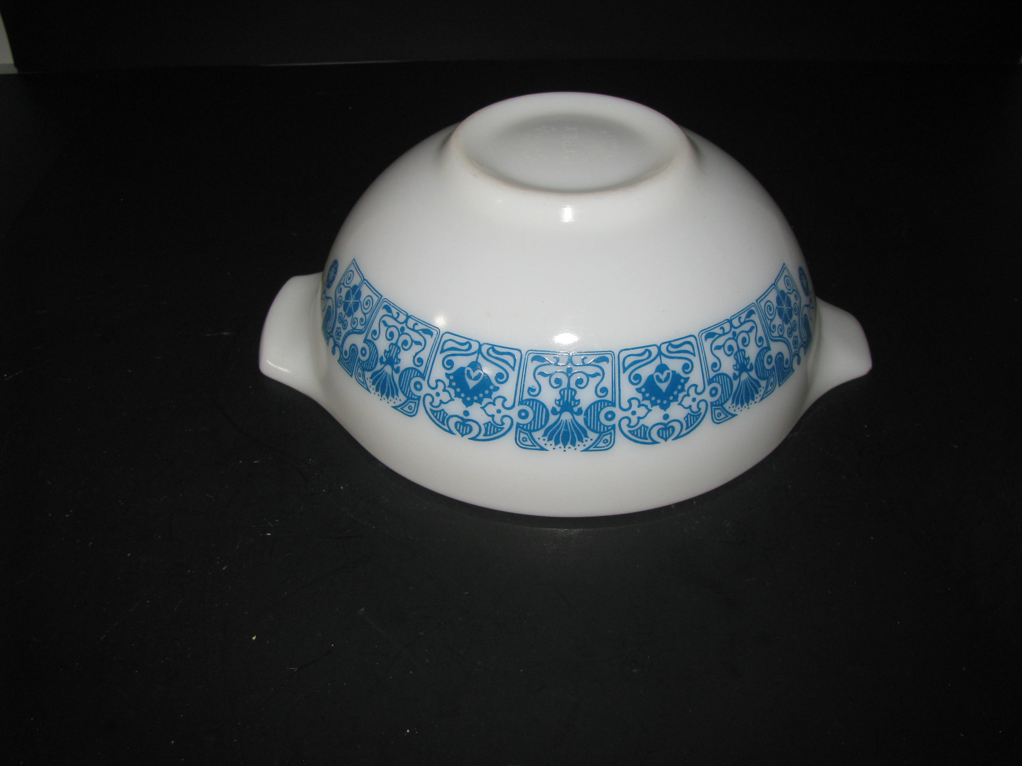 Vintage Pyrex Blue Horizon 443 2.5qt Cinderella Bowl