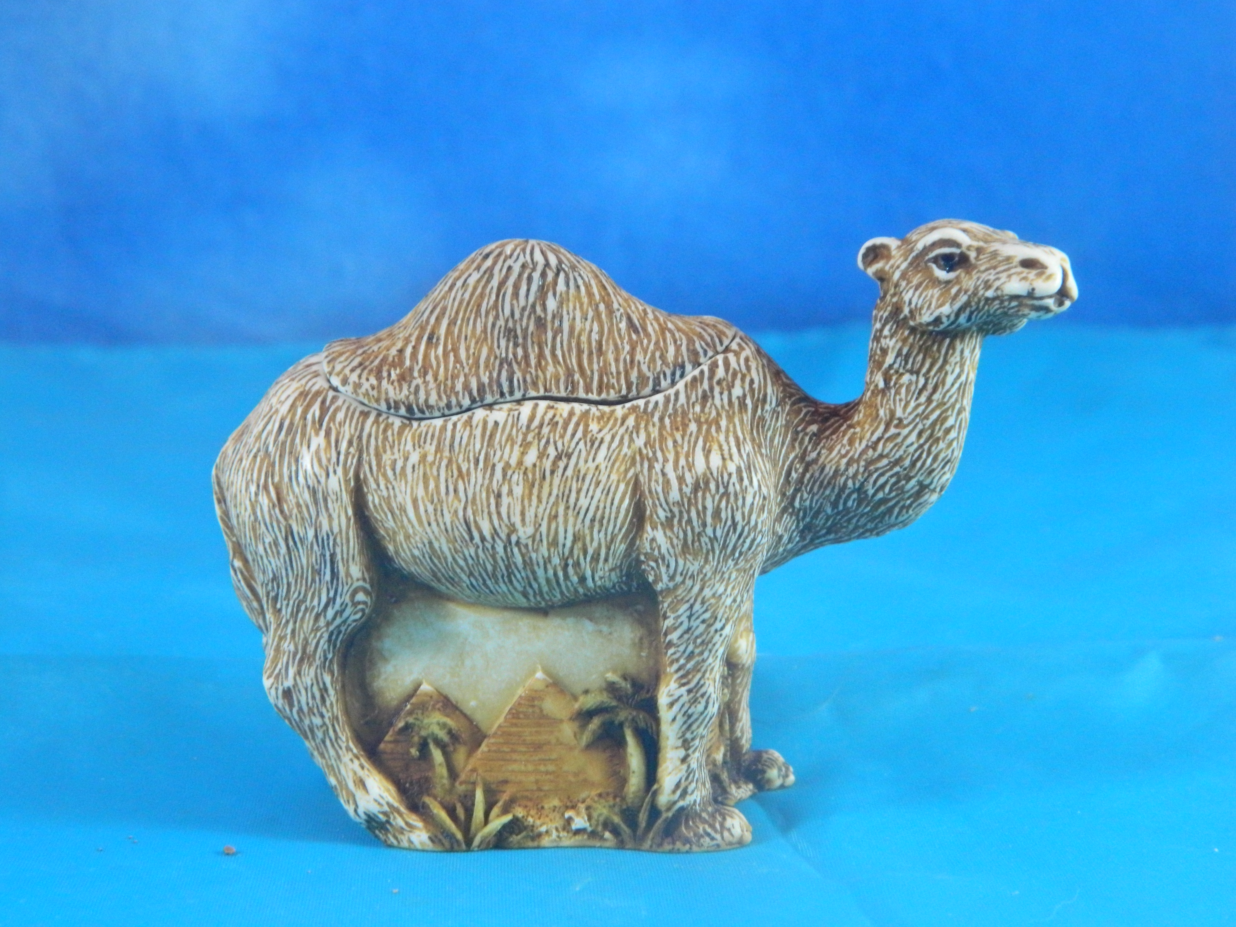 SIAB Surprise It's a Box Made in England Camel