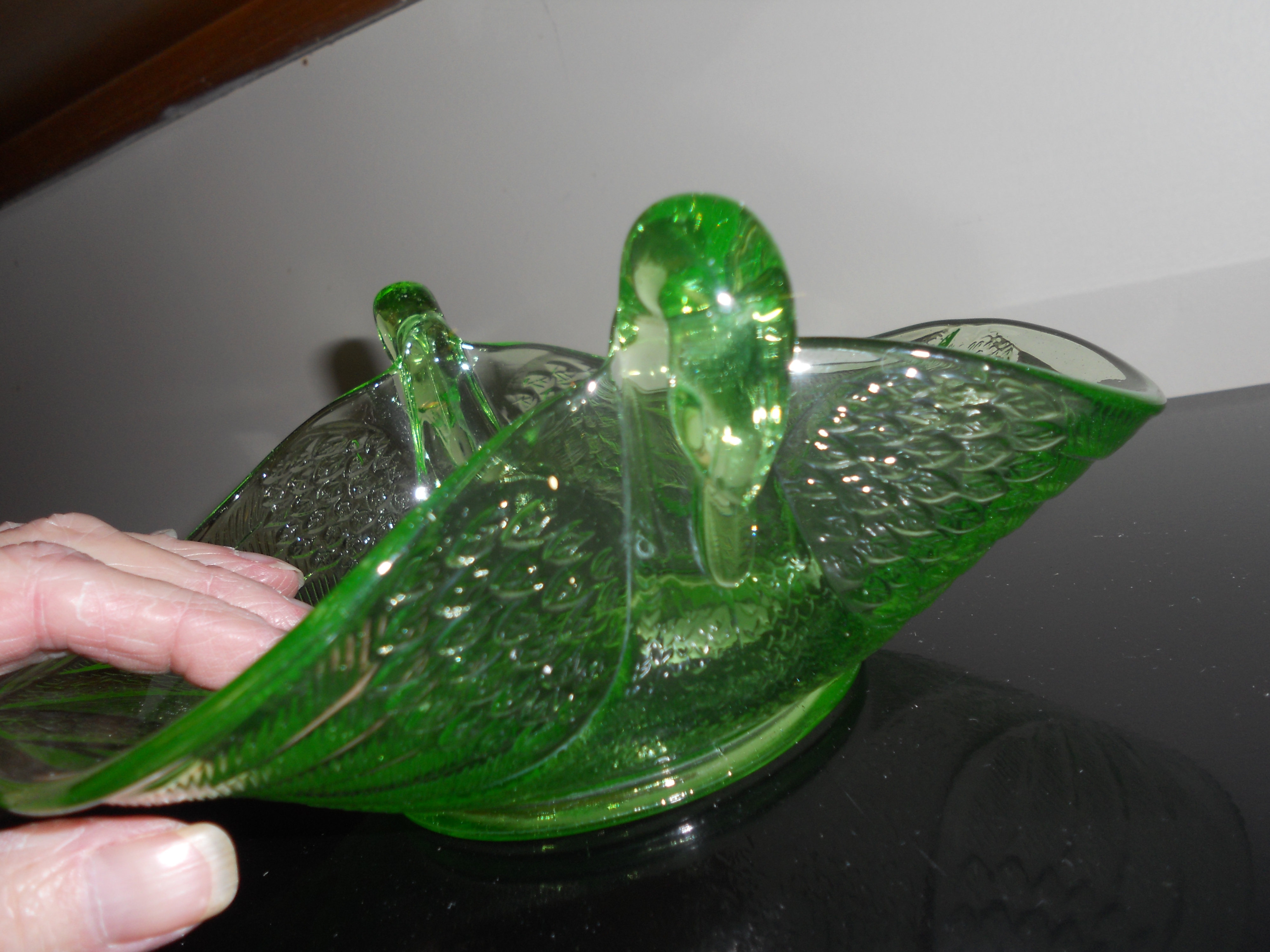 Fenton Art Glass Green Swan Bowl