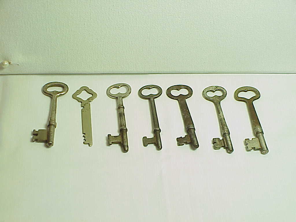 7 Antique Skeleton Keys - Lockwood, Corbin, Penn