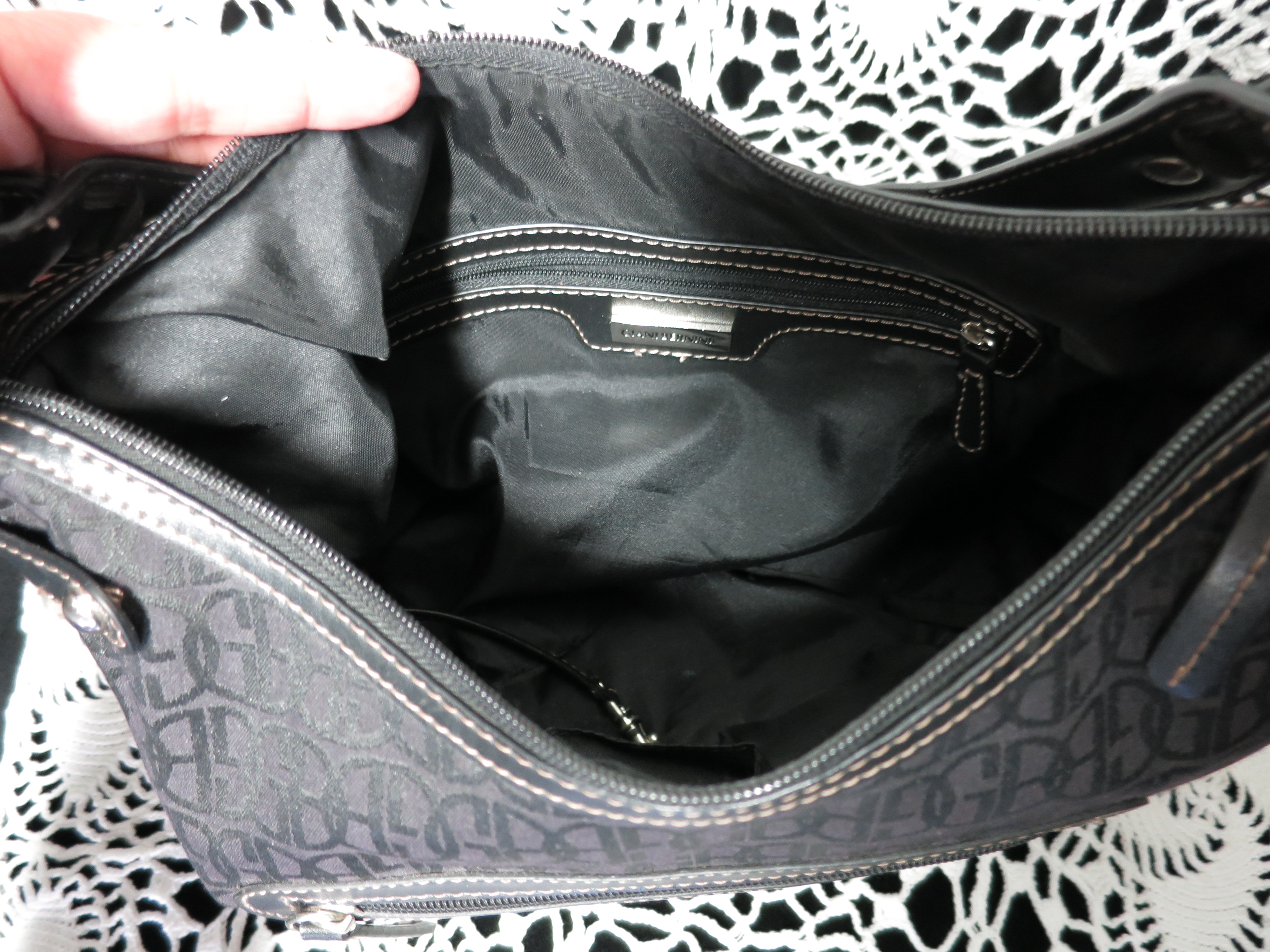 Giani Bernini Black Signature Fabric Hand Bag Purse
