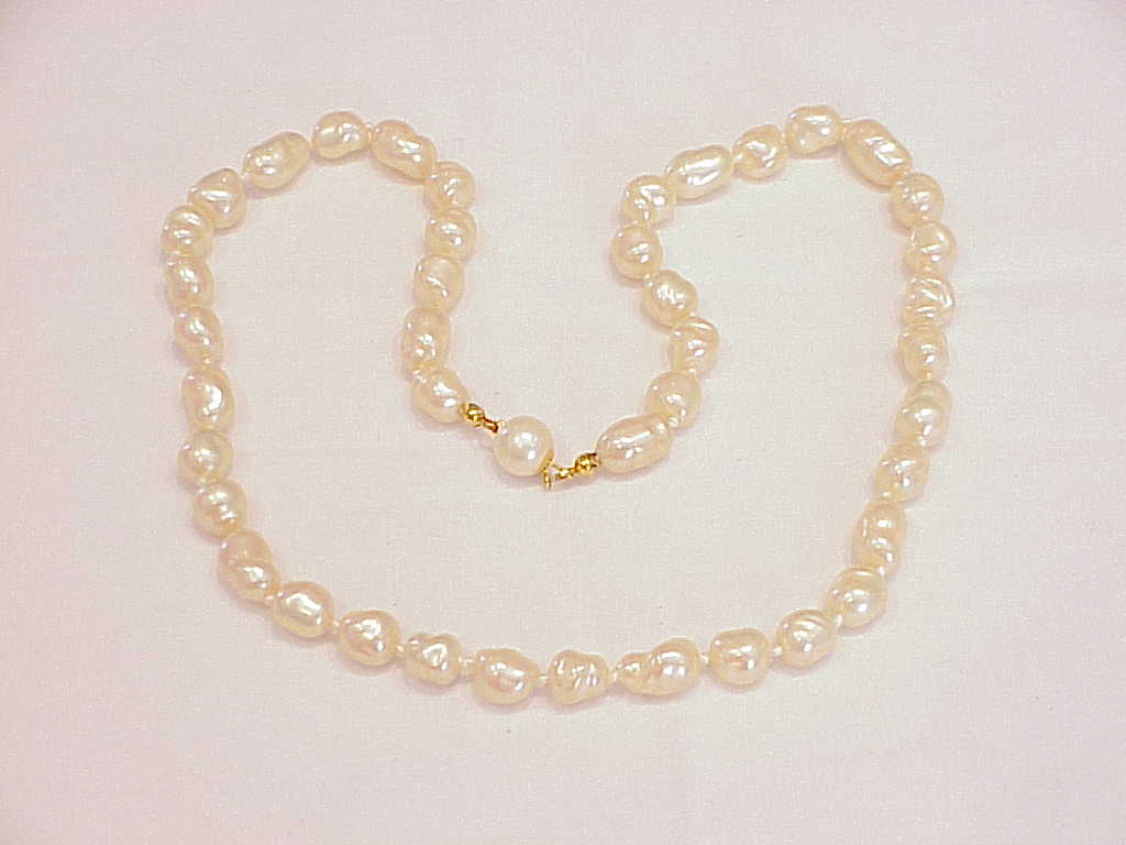 Baroque Or Potato Pearl Choker Necklace