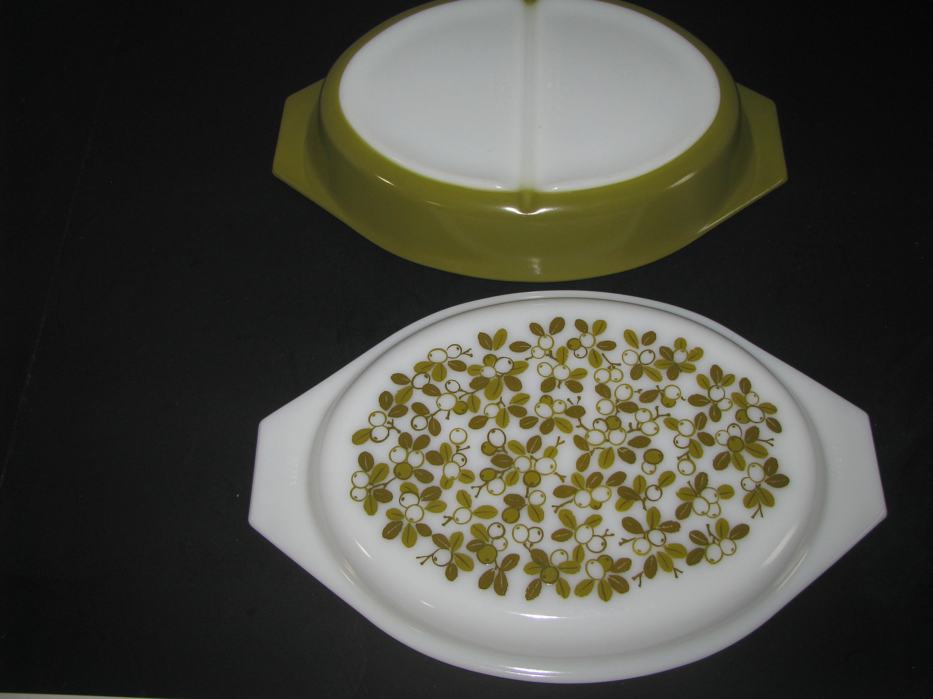 Vintage Pyrex Verde Dish with Lid