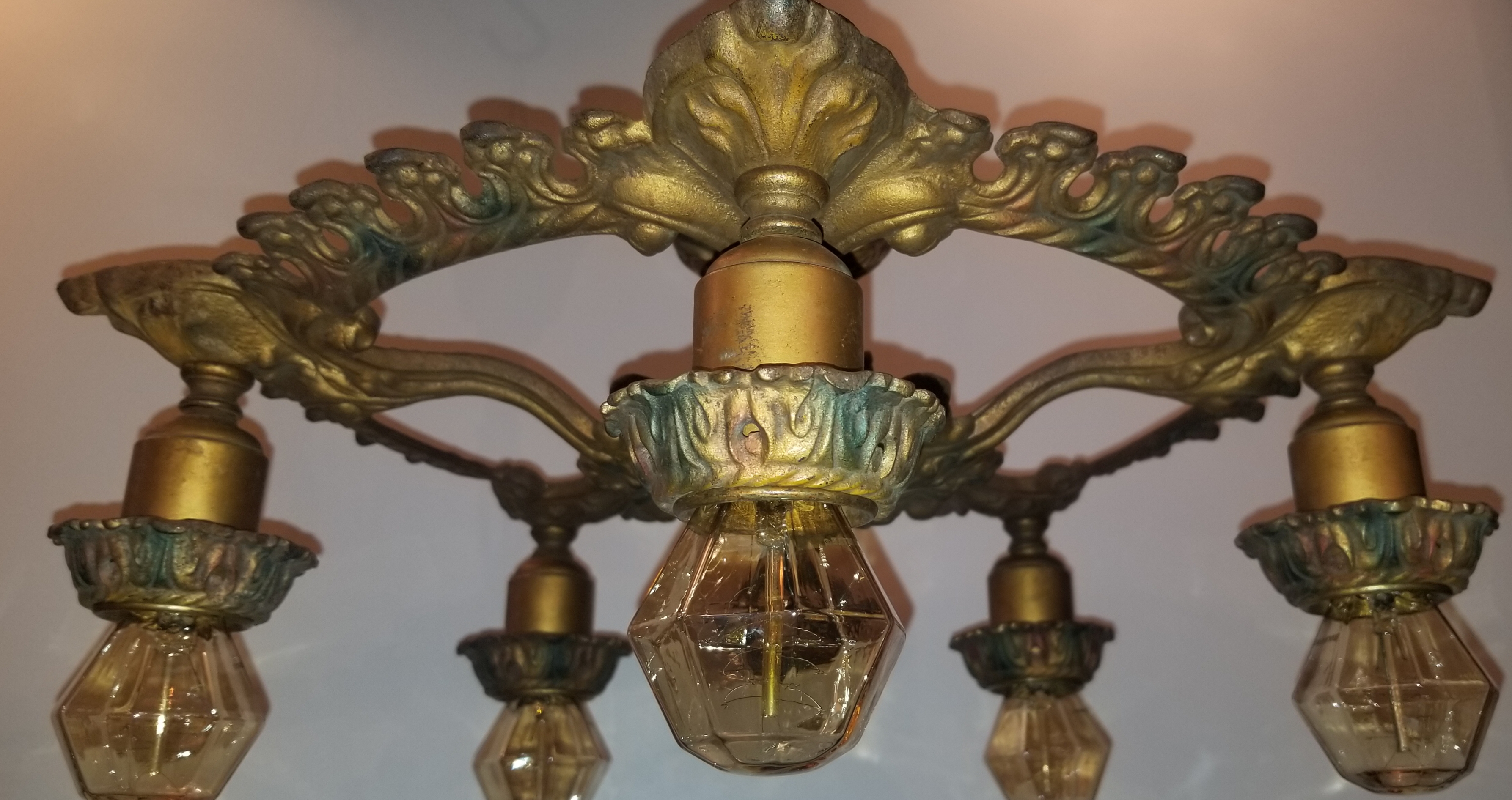 Classic light fixture w/ Edison bulbs  #3830