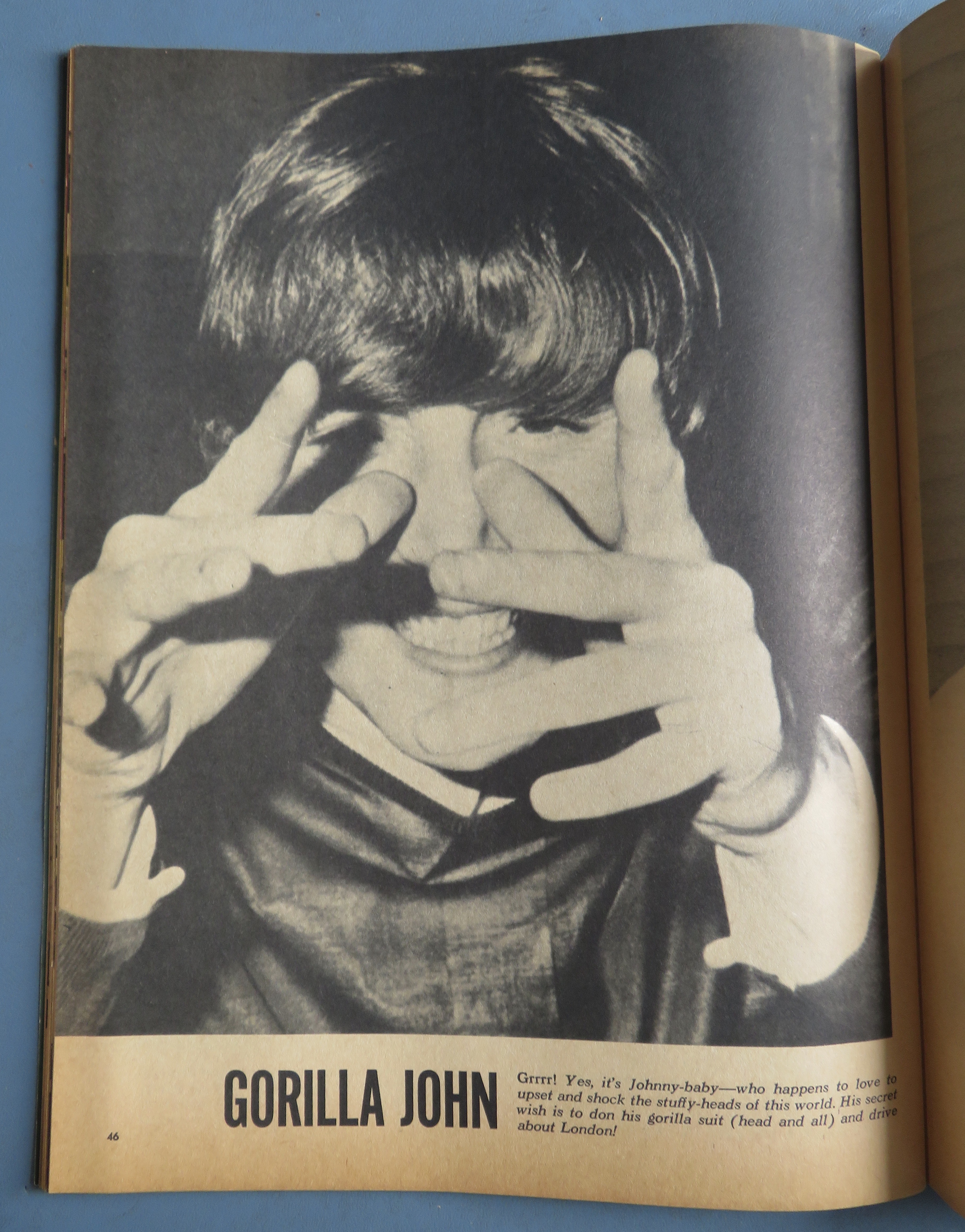 16 Magazine August 1966 Beatles & Raiders