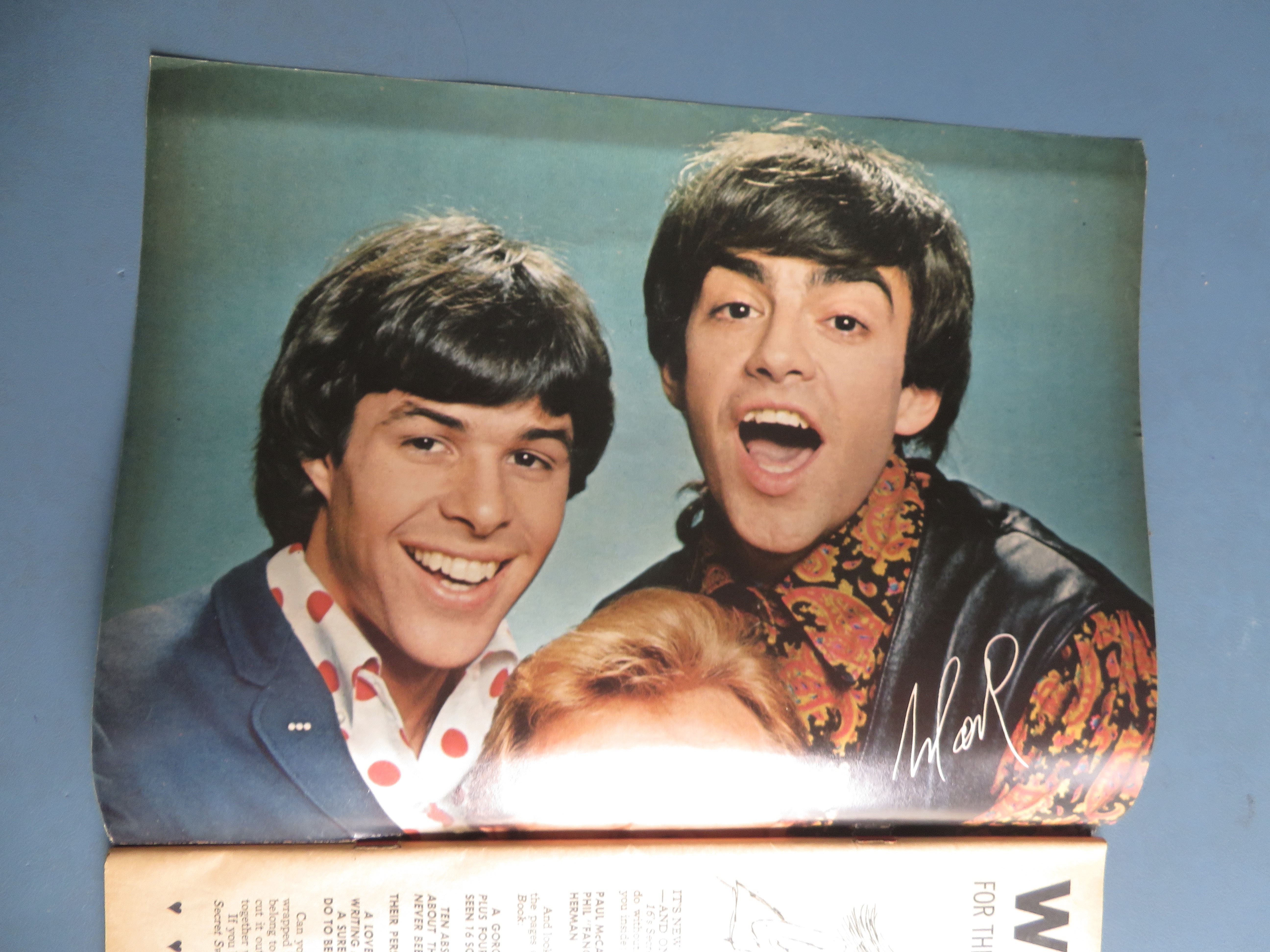 16 Magazine August 1966 Beatles & Raiders