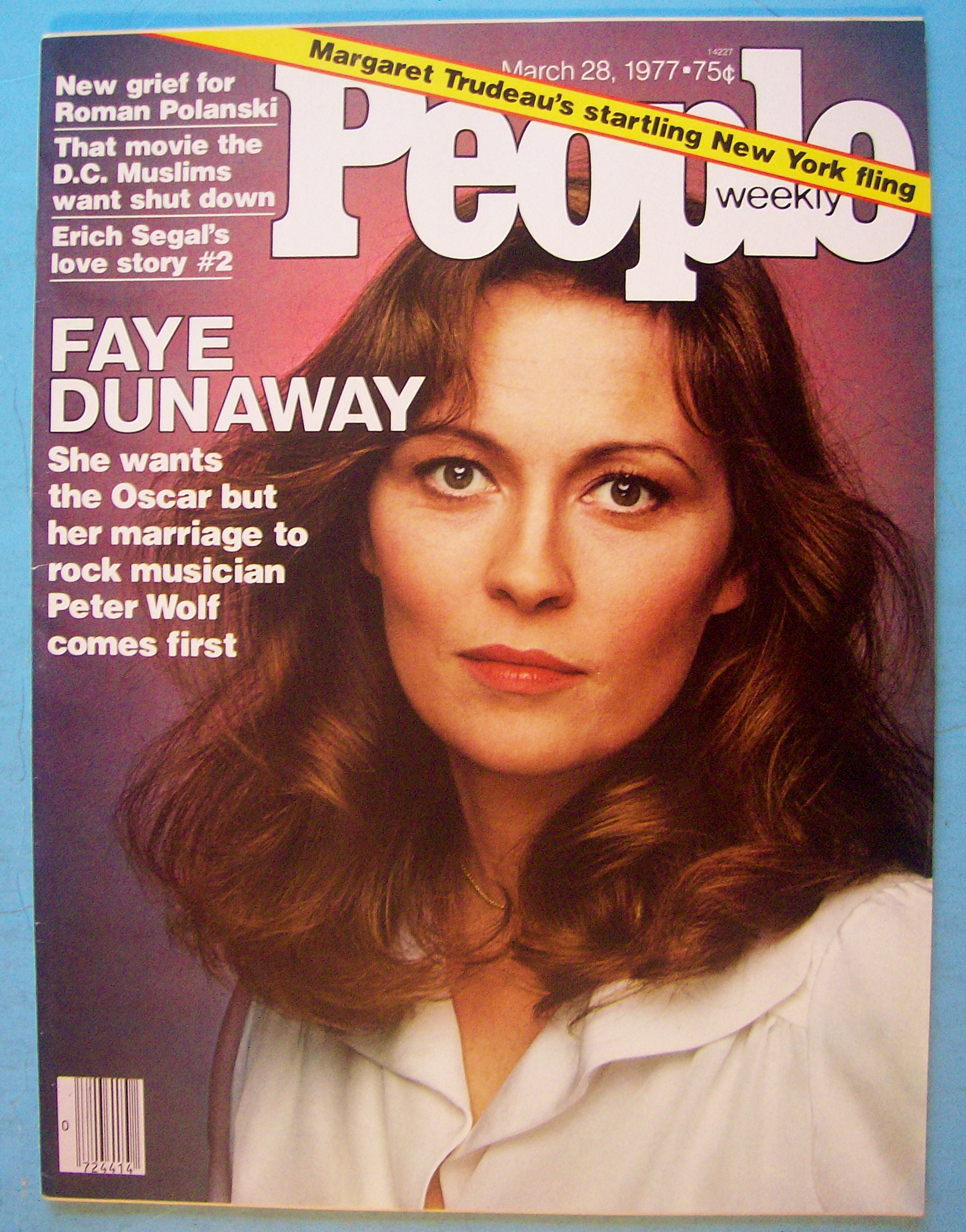 People Magazine March 28, 1977 Faye Dunaway
