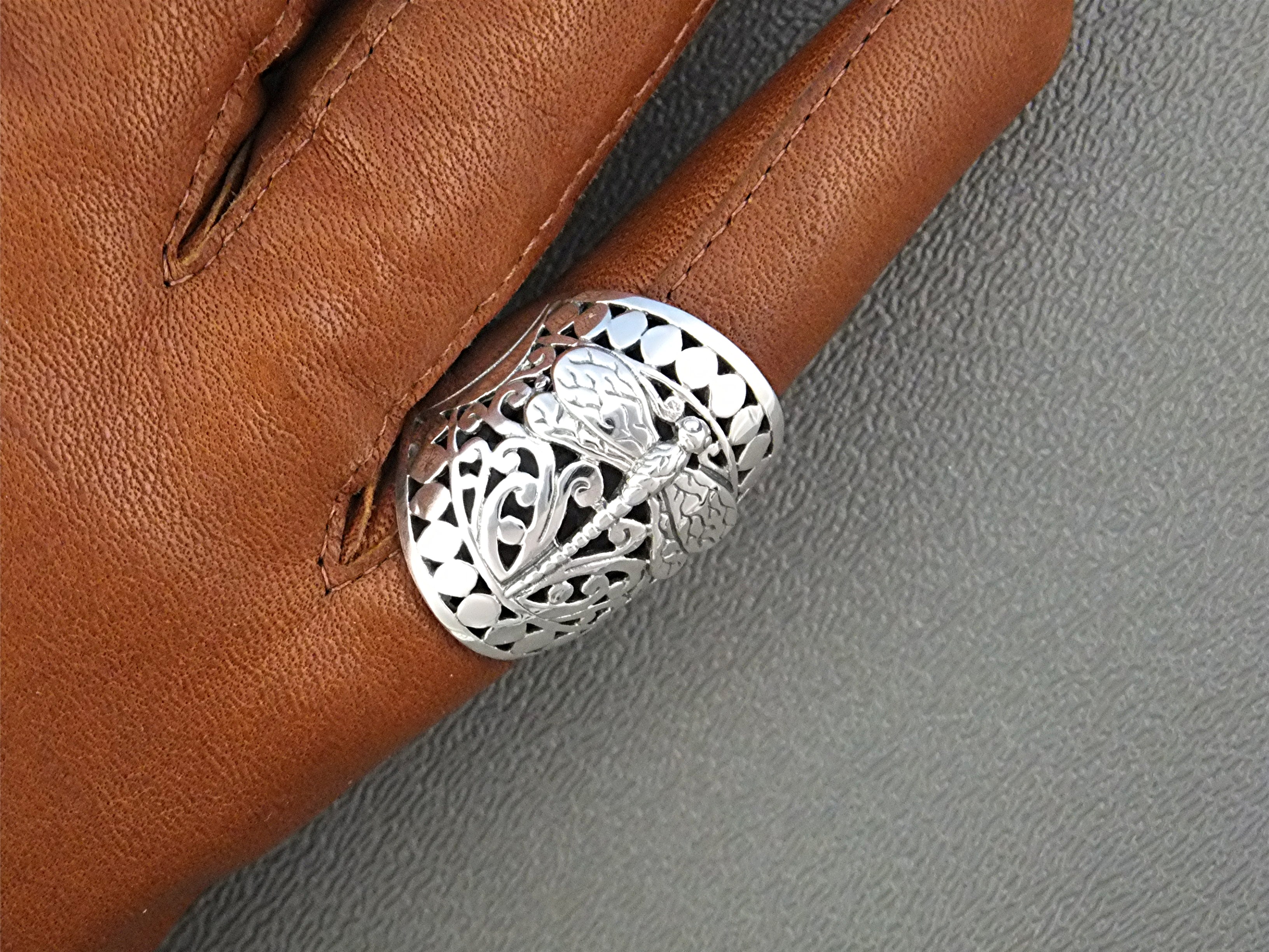 Ring Sterling Silver Dots and Dragonfly