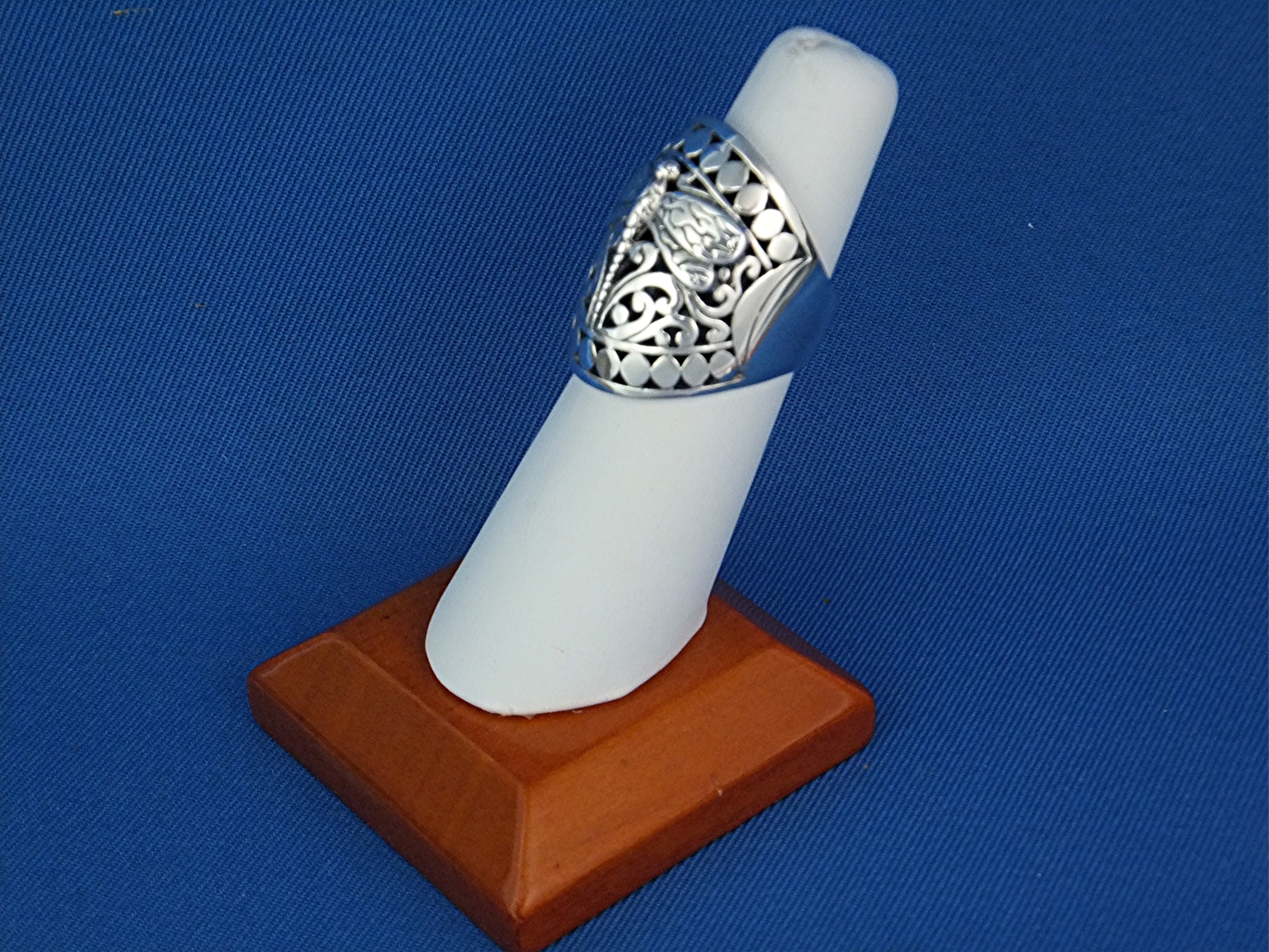 Ring Sterling Silver Dots and Dragonfly