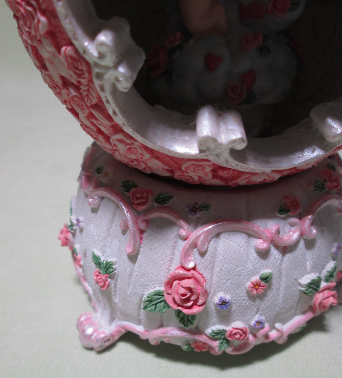 Music Box Ornate Egg Roses 3D Design