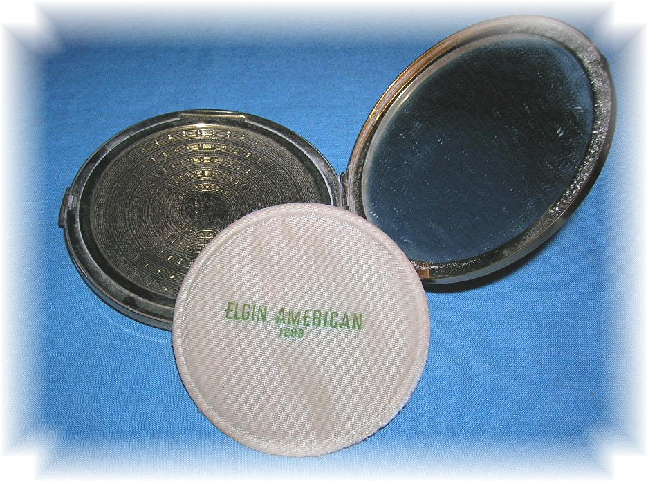 COMPACT Goldtone ELGIN American powder