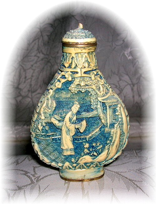 Cinnabar Chinese Snuff Bottle Cream Blue