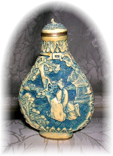 Cinnabar Chinese Snuff Bottle Cream Blue