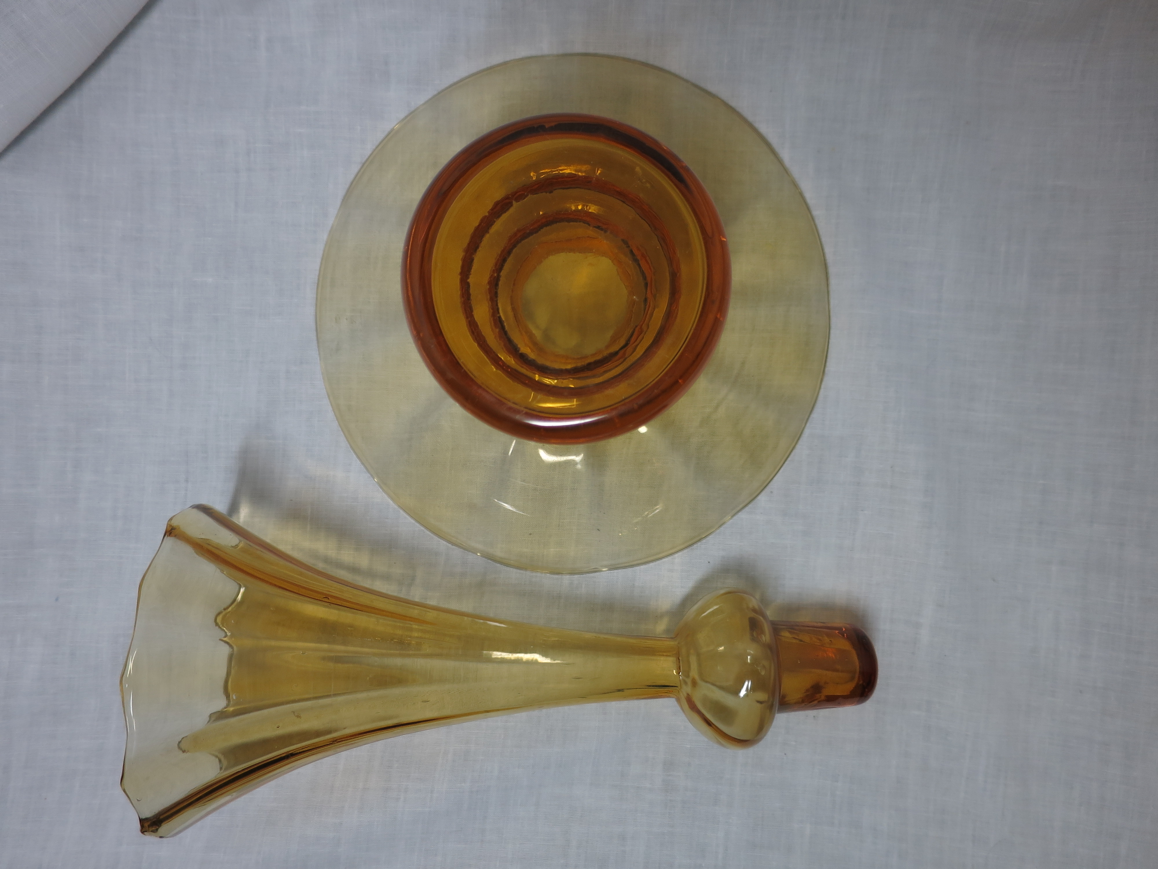 Fountain Pedestal Vase Epergne Mold Blown Amber Yellow