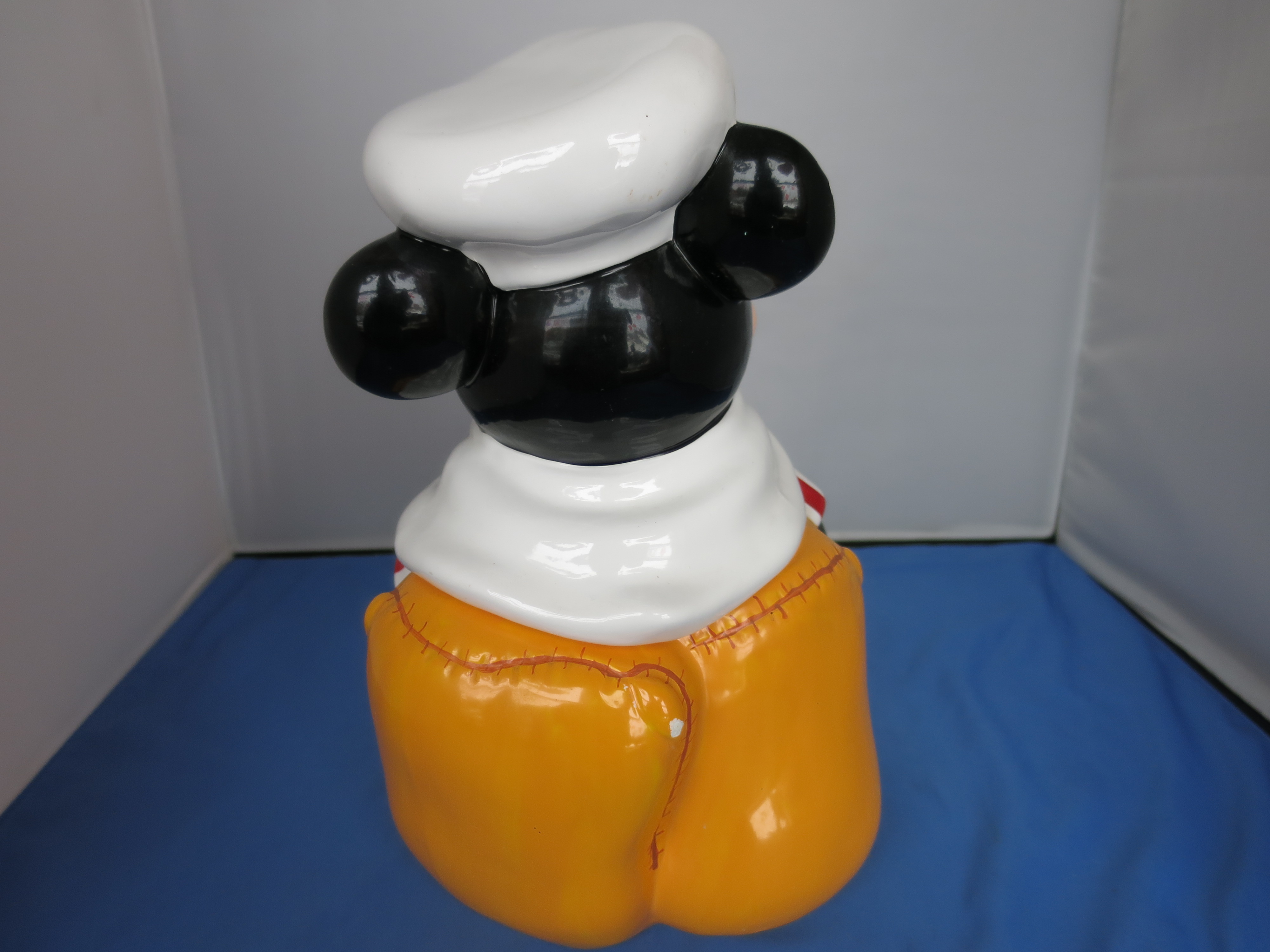 Mickey Mouse with Flour Sak Cookie Jar Disney Hoan