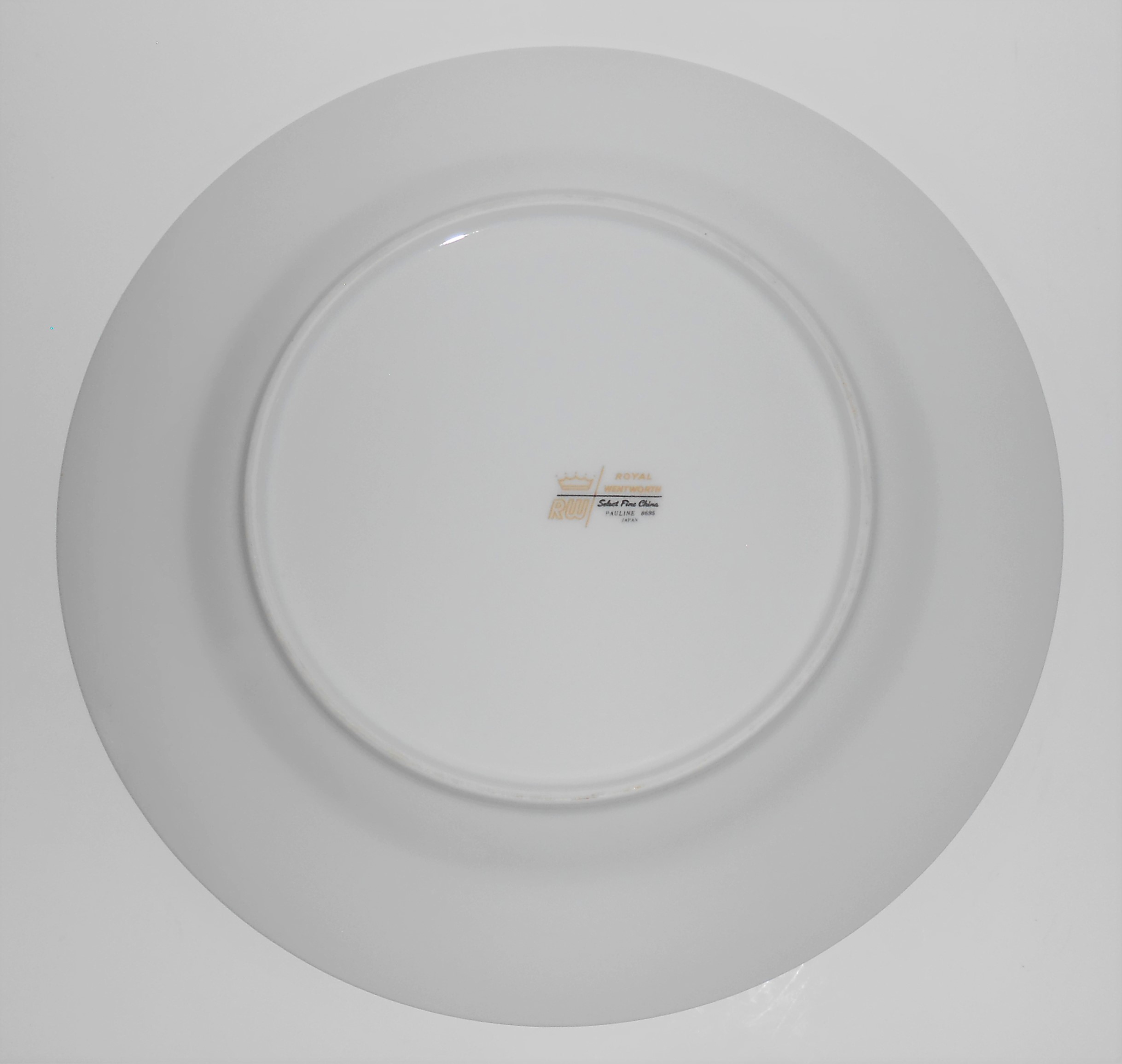 Royal Wentworth Japan China Porcelain Pauline 8695 Dinn