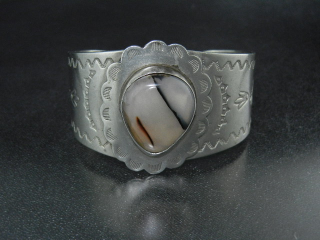 Silver Thunderbird Jewelry Agate Cuff Bracelet