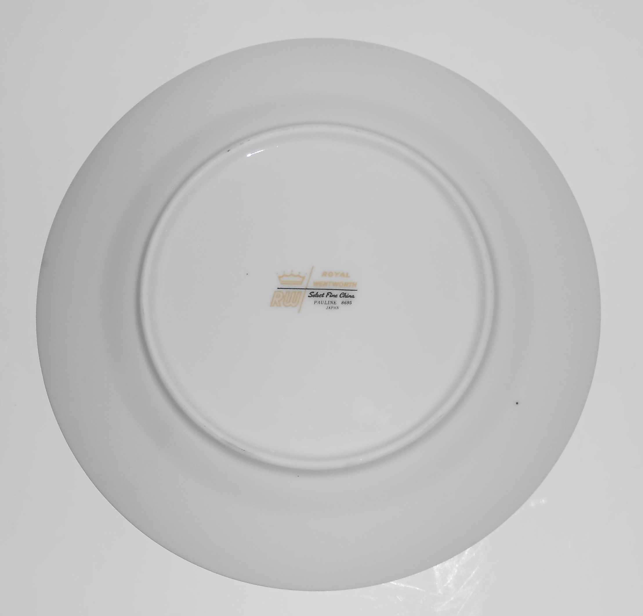 Royal Wentworth Japan China Porcelain Pauline 8695 Sala