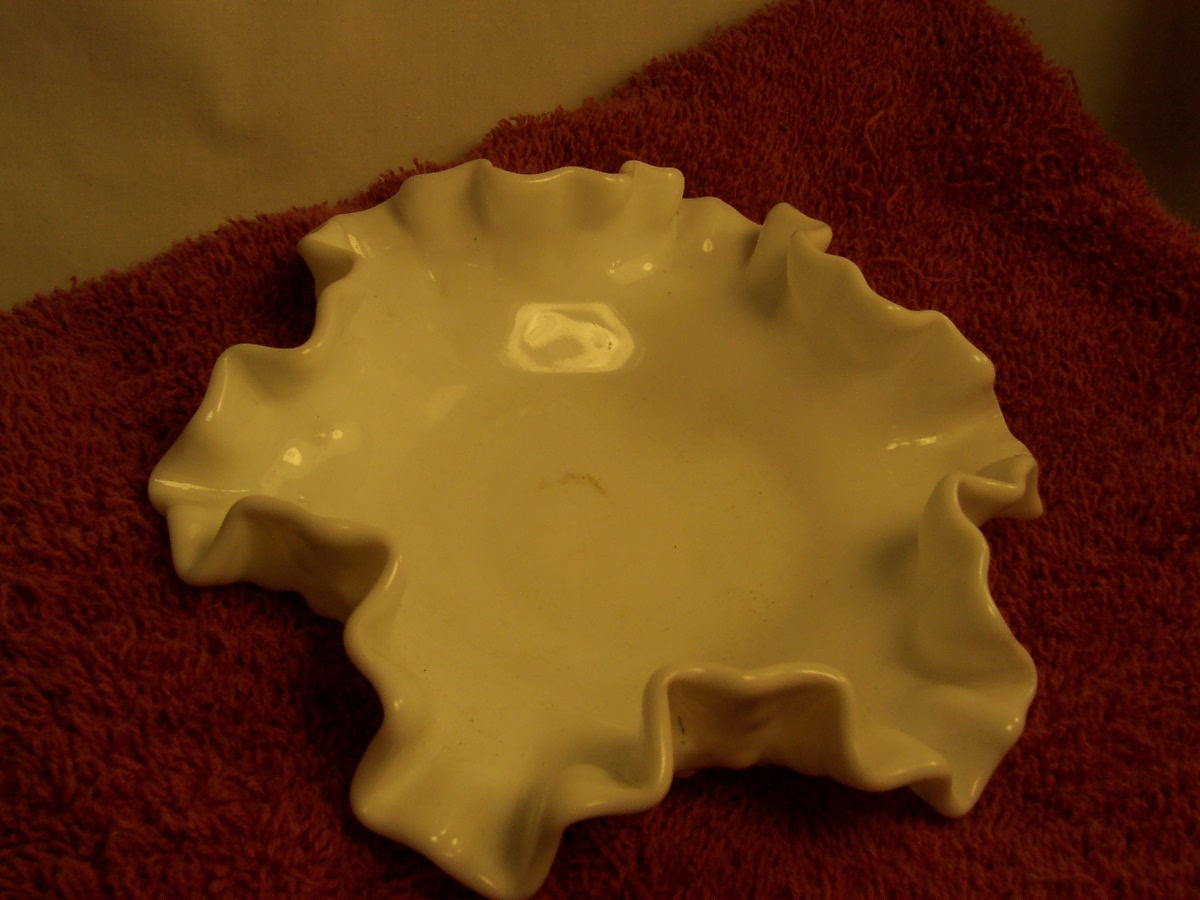 Fenton Hobnail Crimped Ruffled Edge Dish Bowl