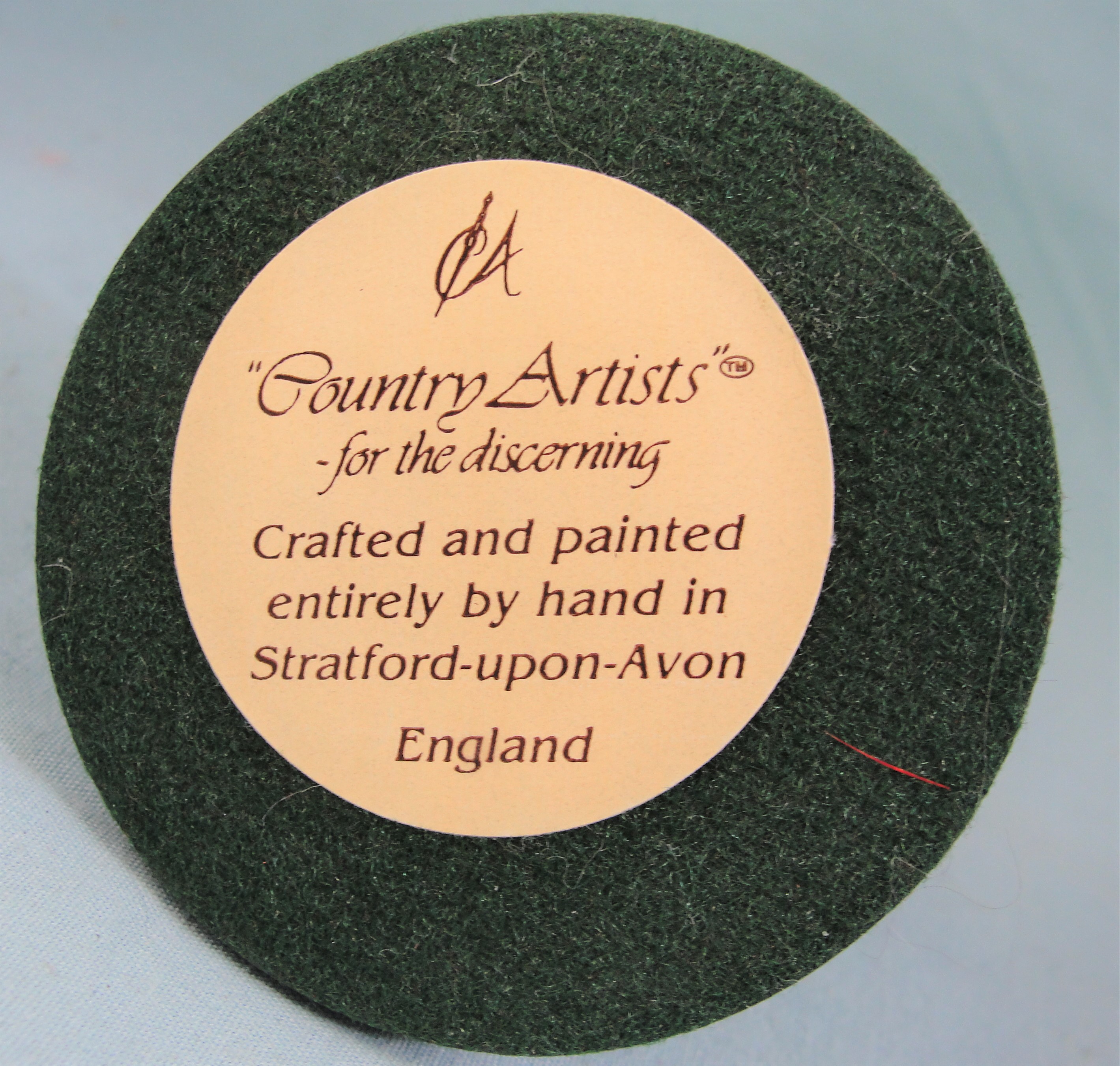Country Artists Stratford Collection Resin Otter Family
