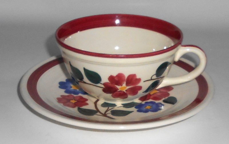 Vernon Kilns Pottery Gale Turnbull Hand Decorated 836 Linda Cup & Saucer