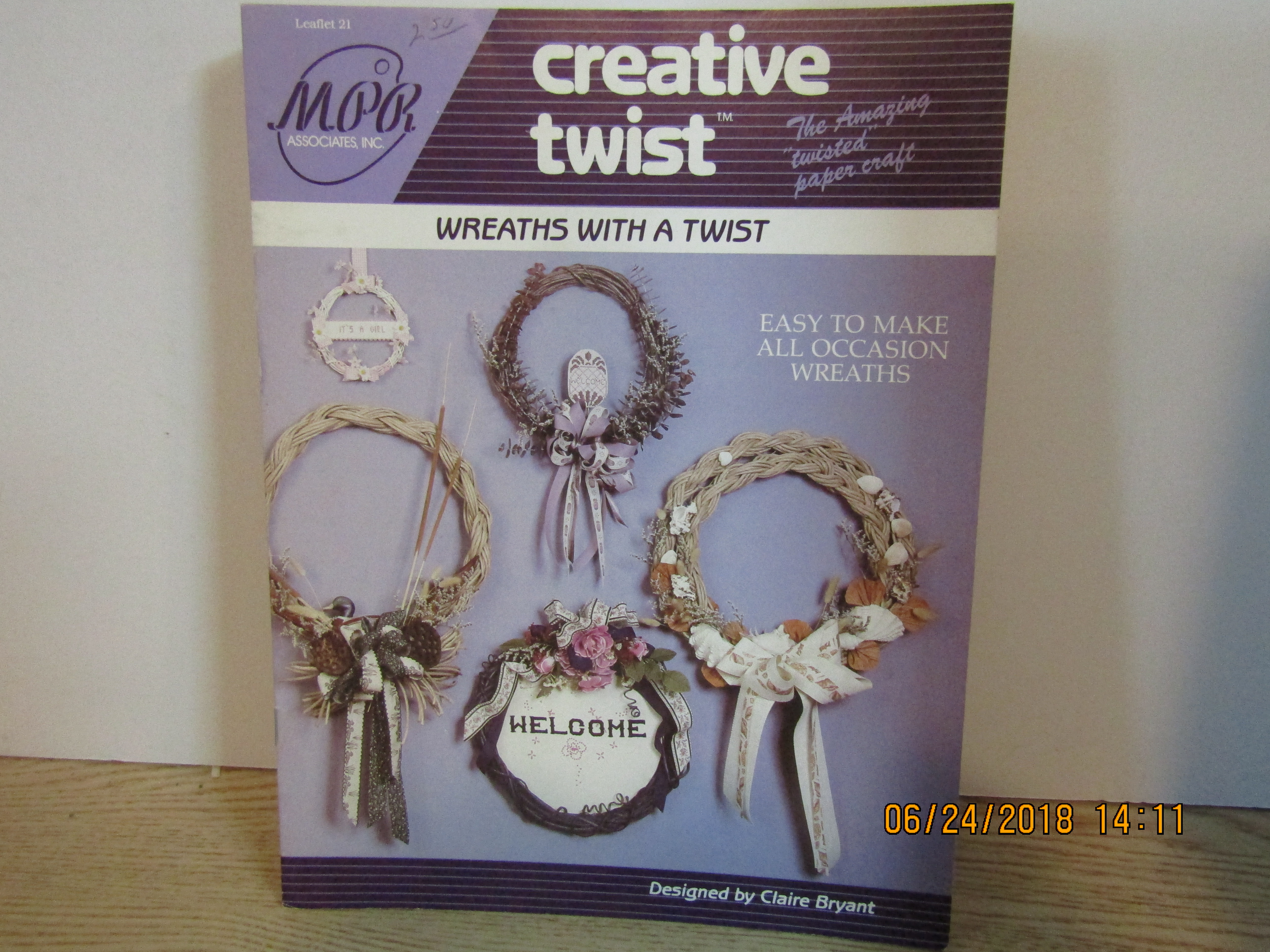 Creative Twist Paper Craft Book Wreaths With A Twist