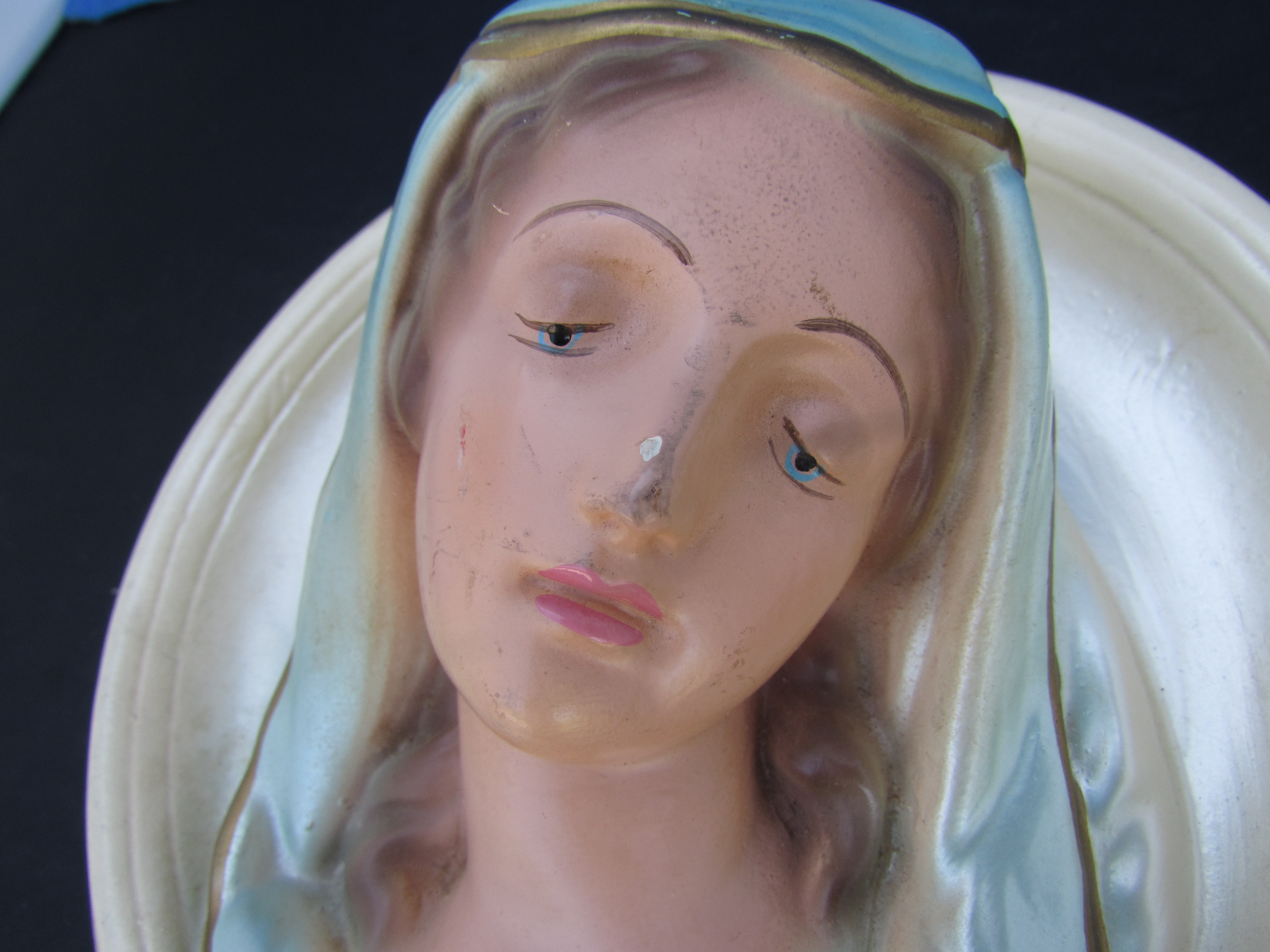 Virgin Mary Madonna Chalkware Wall Plaque