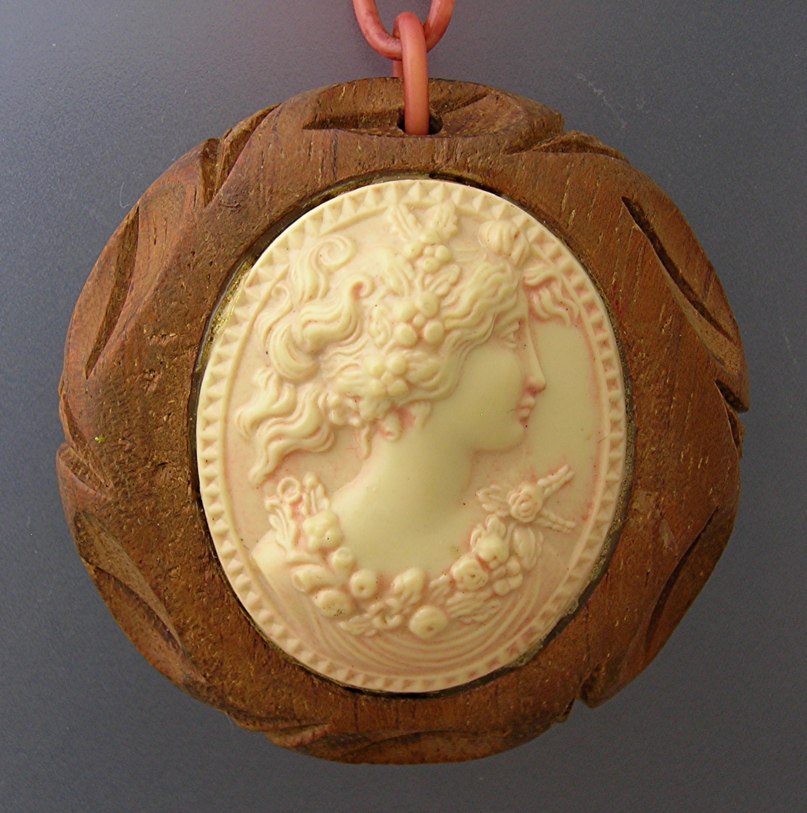 Celluloid and Wood Cameo Necklace