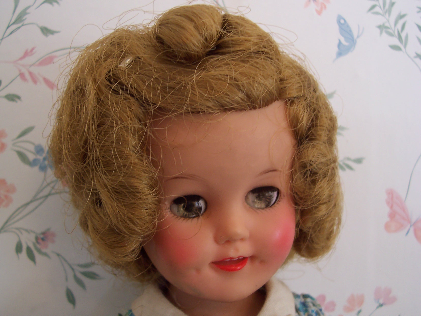 Shirely Temple Doll 15 inch Ideal 1950s